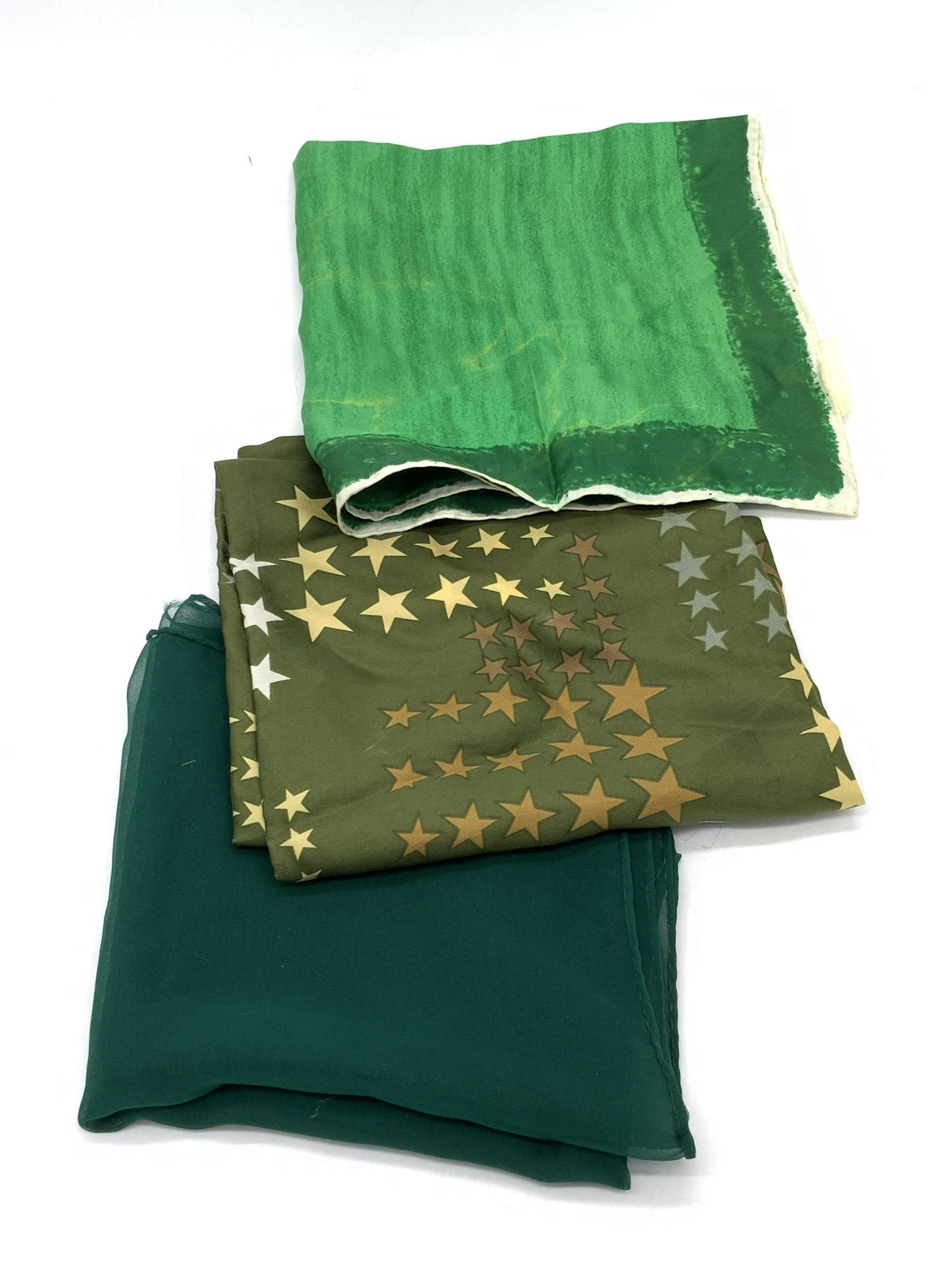 Lot 3 Vintage Patterned & Sheer Green Scarves (1 of 9)