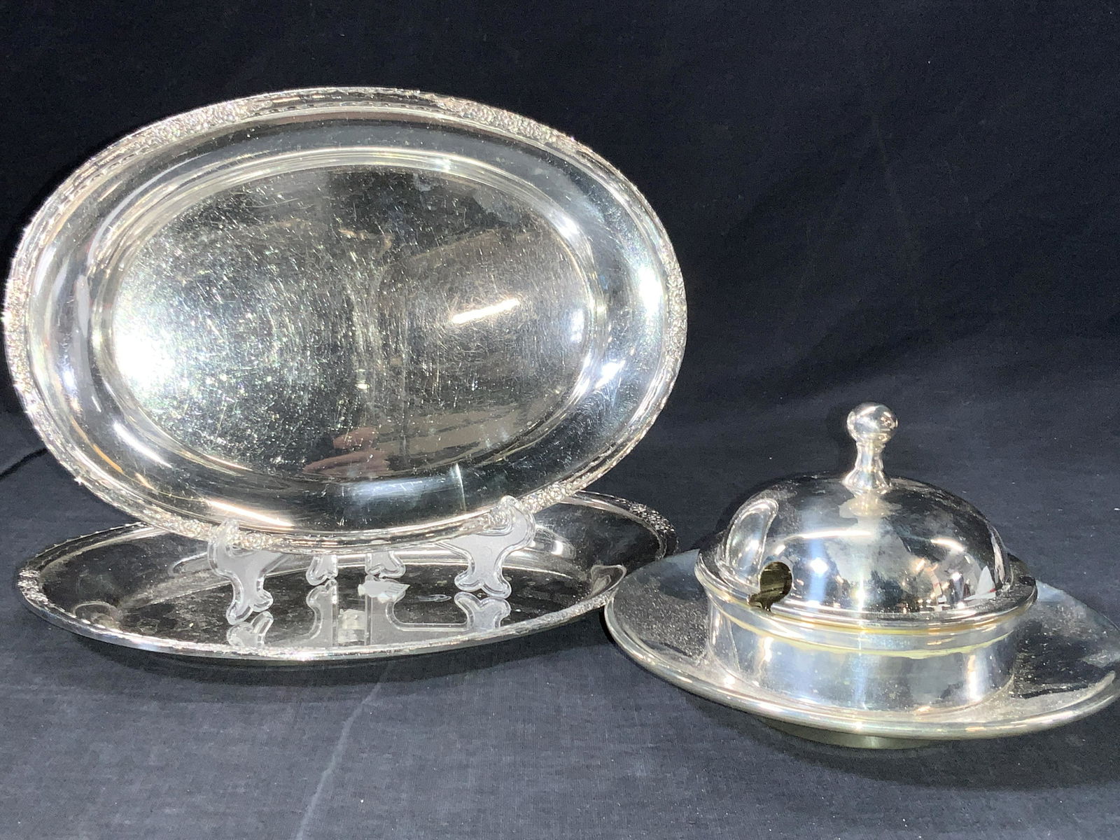 CAMILLE Silver Plated Trays & Butter Dish (1 of 10)