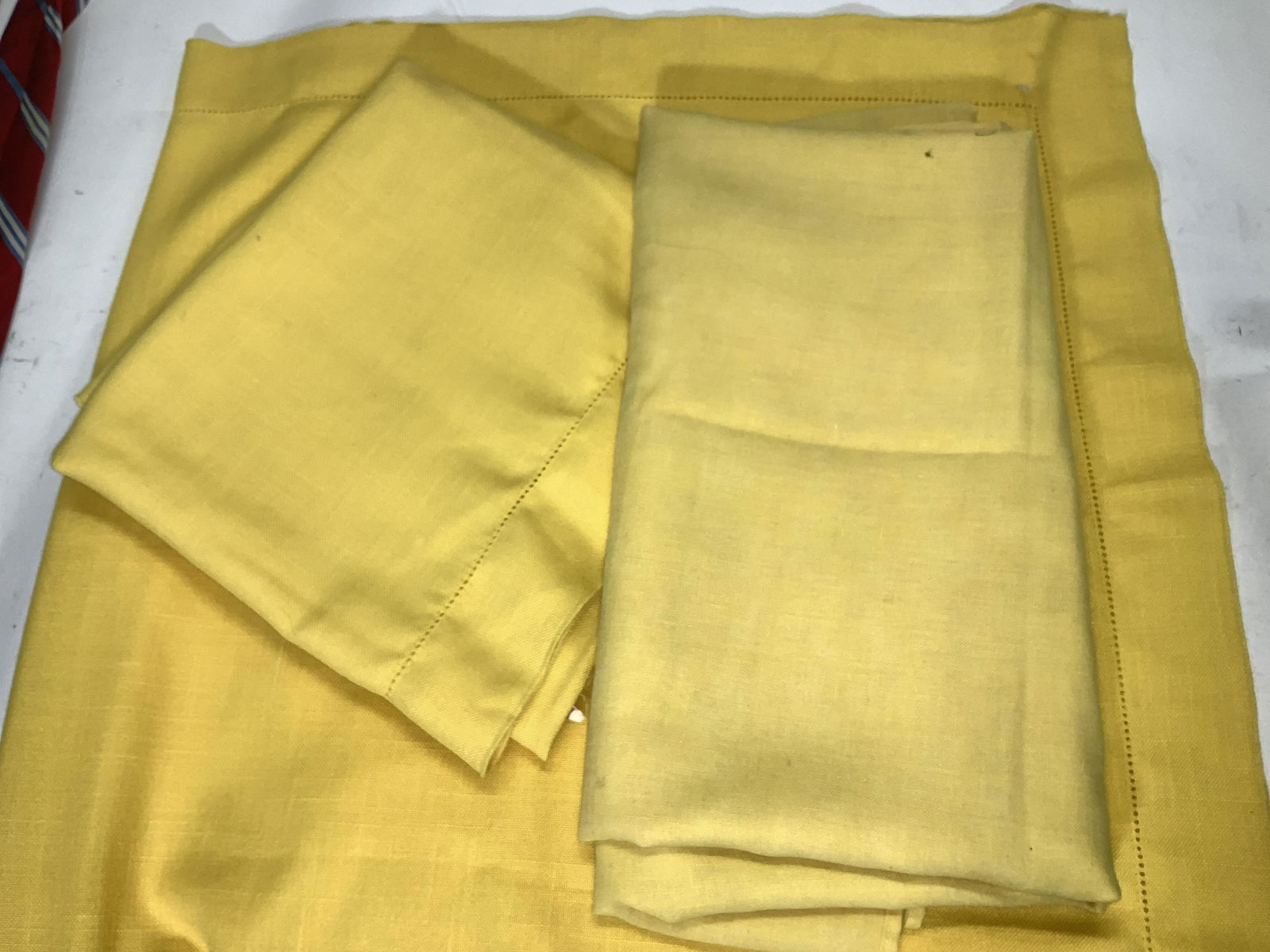 Vintage Yellow Linen Tablecloths, 3 (1 of 7)