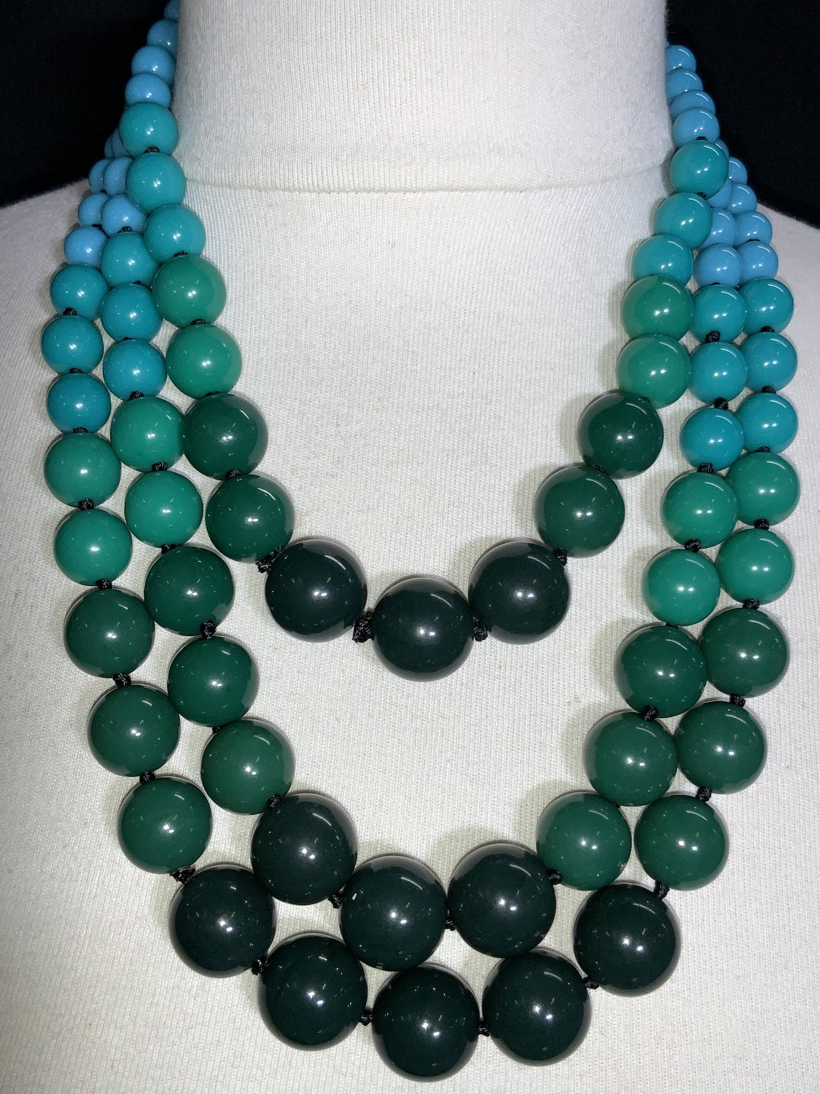 Colorful Multi Strand Chunky Necklace (1 of 4)