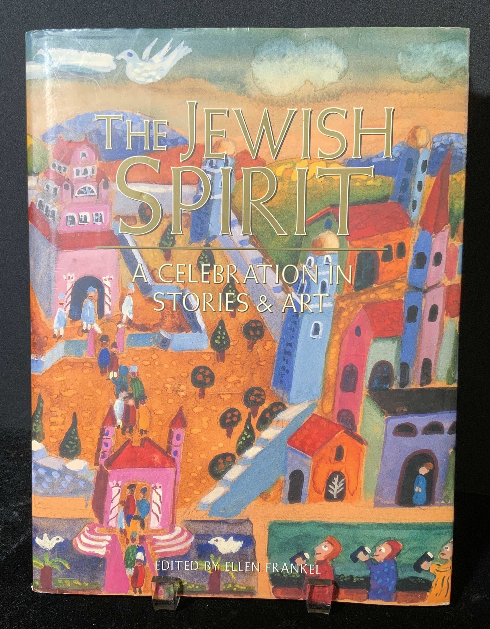 Hardcover THE JEWISH SPIRIT Coffee Table Art Book: Hardcover copy of The Jewish Spirit A celebration in stories & art by Ellen Frankel. Wear is consistent with age and use, wear to sleeve and binding. Measures approx 9.25 inches w, 12.25 inches long. 