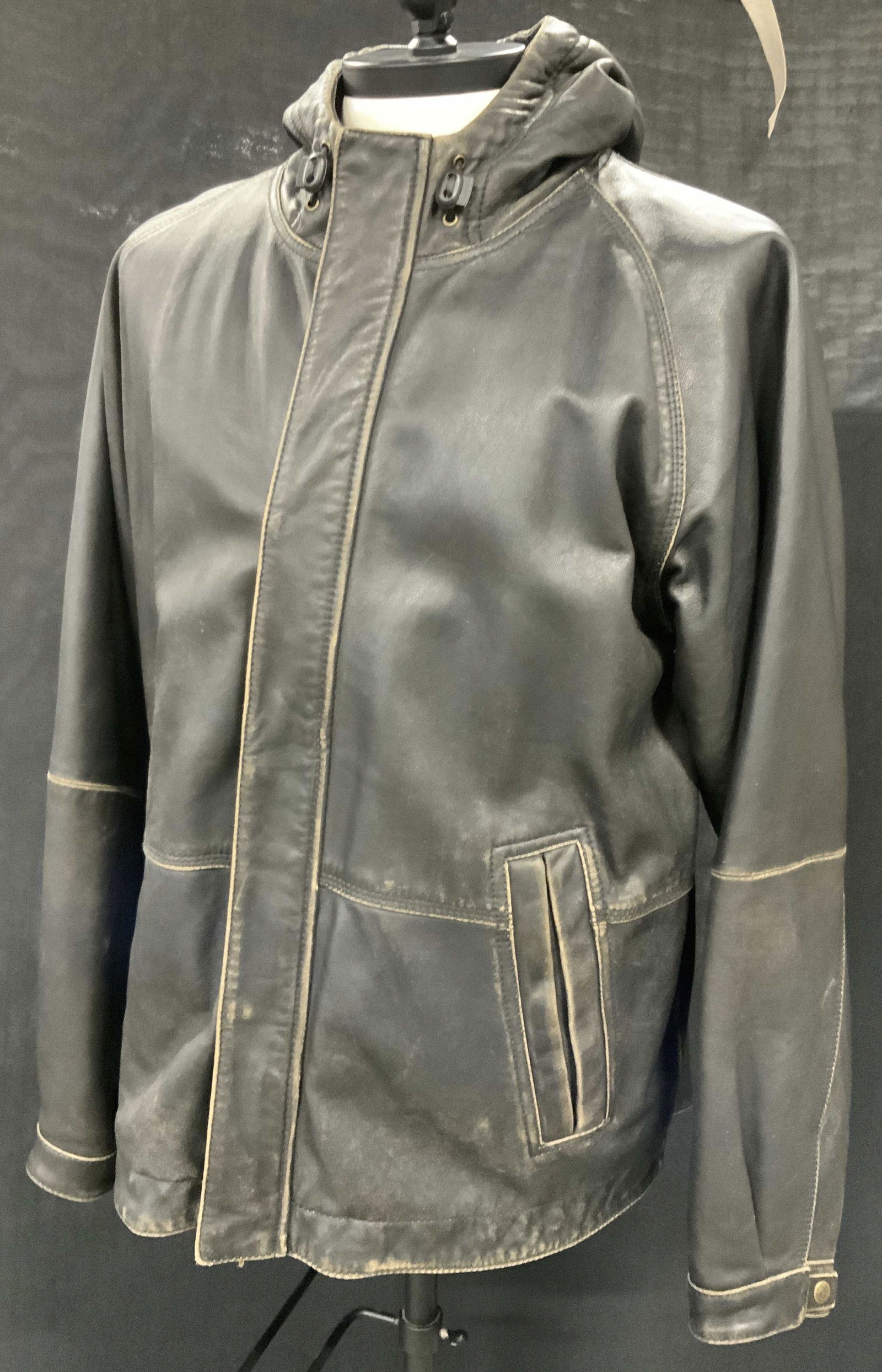 TERRITORY AHEAD Gen. Leather Hooded Jacket (1 of 14)