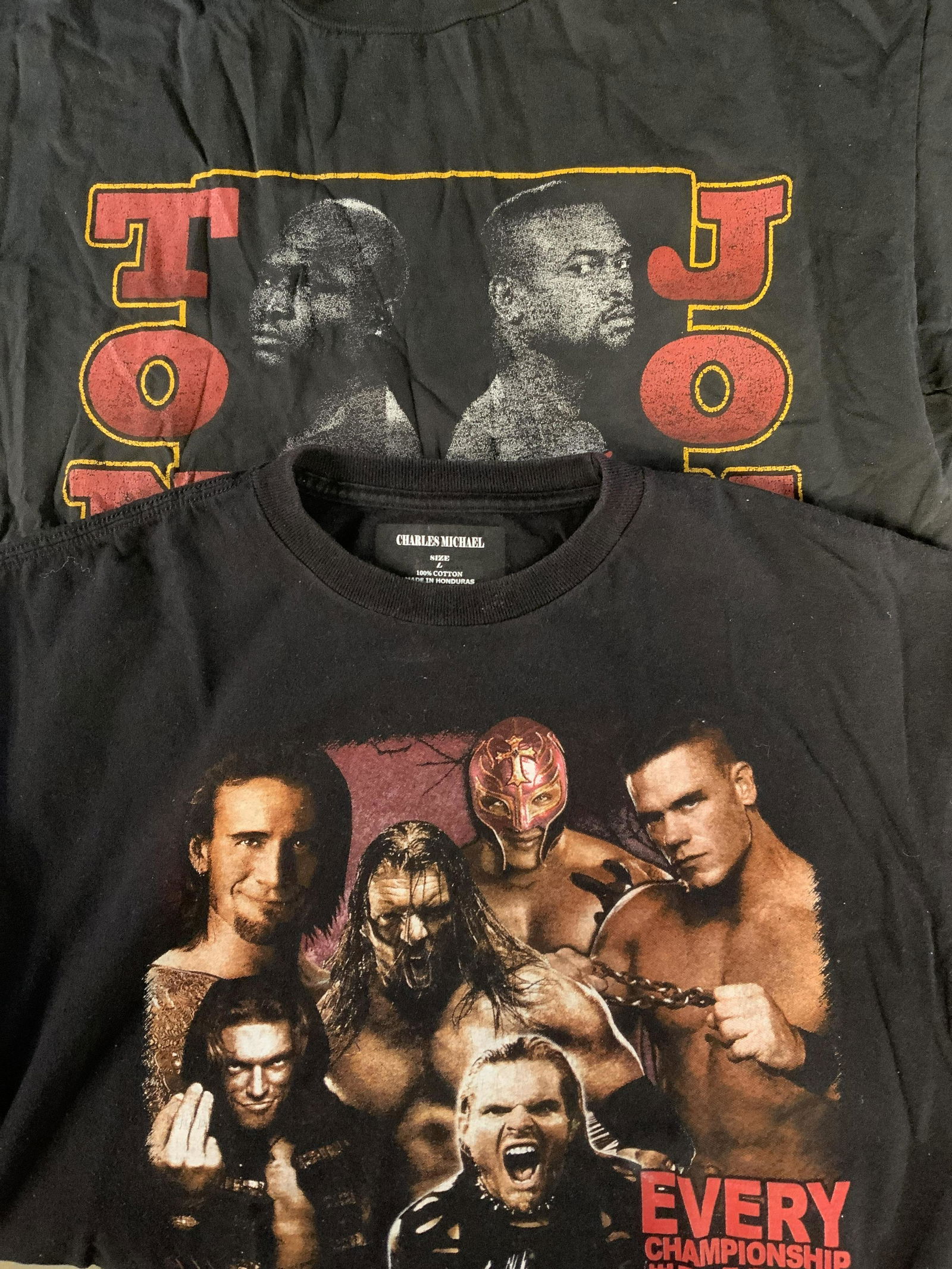 Lot 2 Vintage Sports Entertainment T-Shirts (1 of 8)