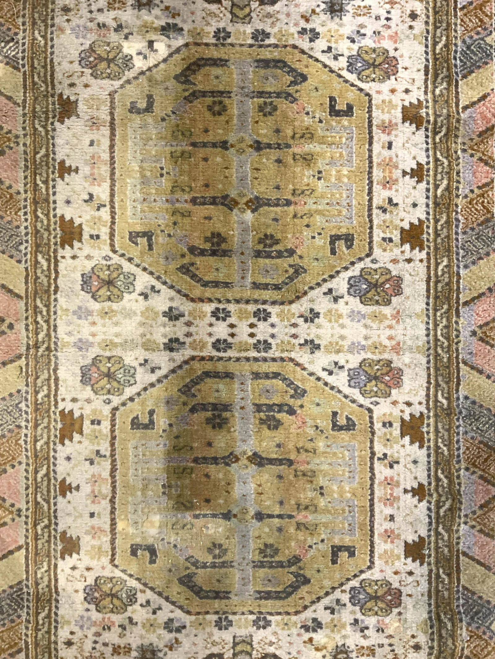 ANTIQUA Vintage Handmade Wool Rug (1 of 9)