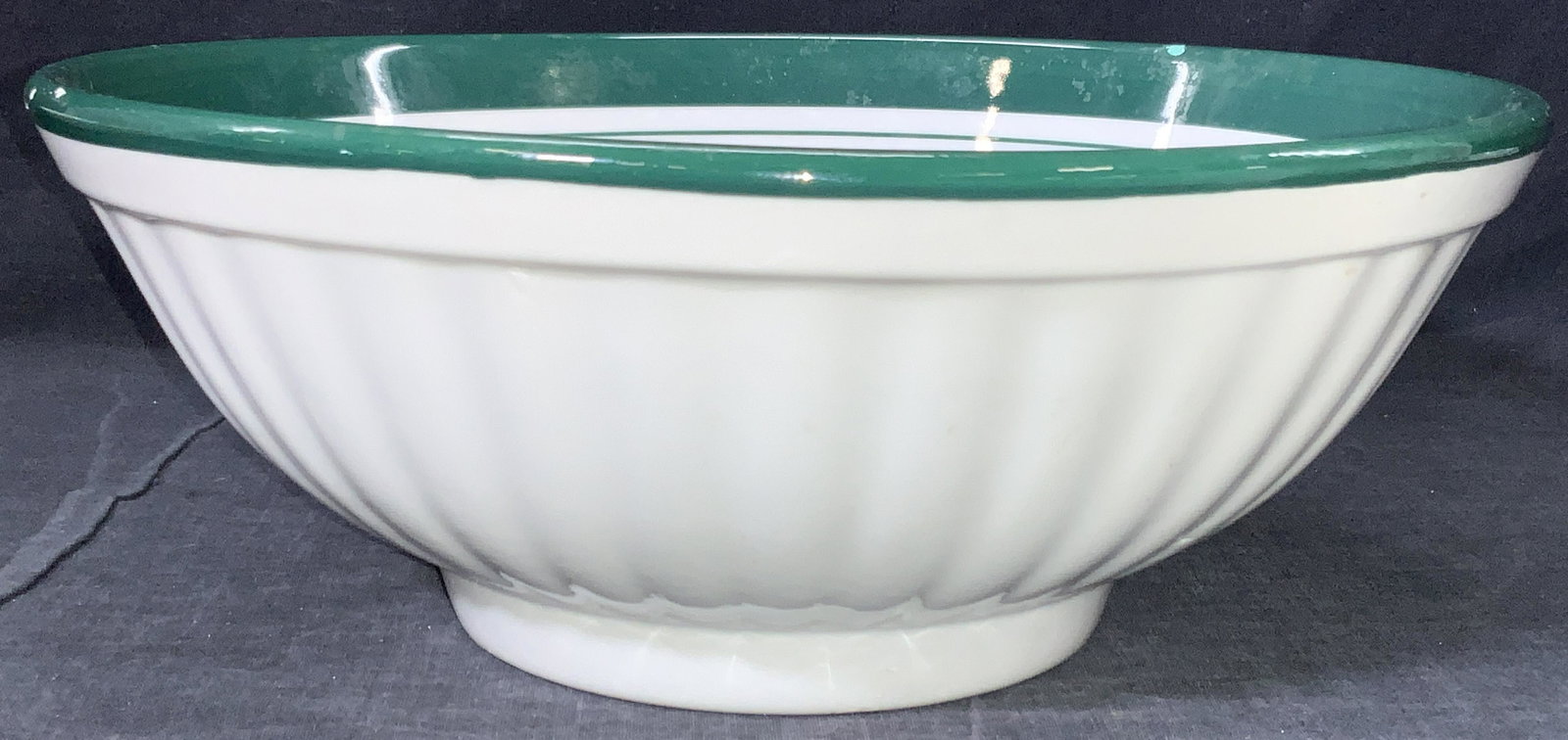 ROMA INC. Ceramic Serving Bowl (1 of 6)