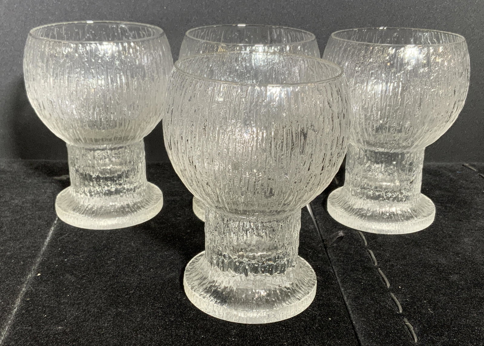 Lot 4 IITALIA ULTIMA THULE Style Stemware (1 of 5)