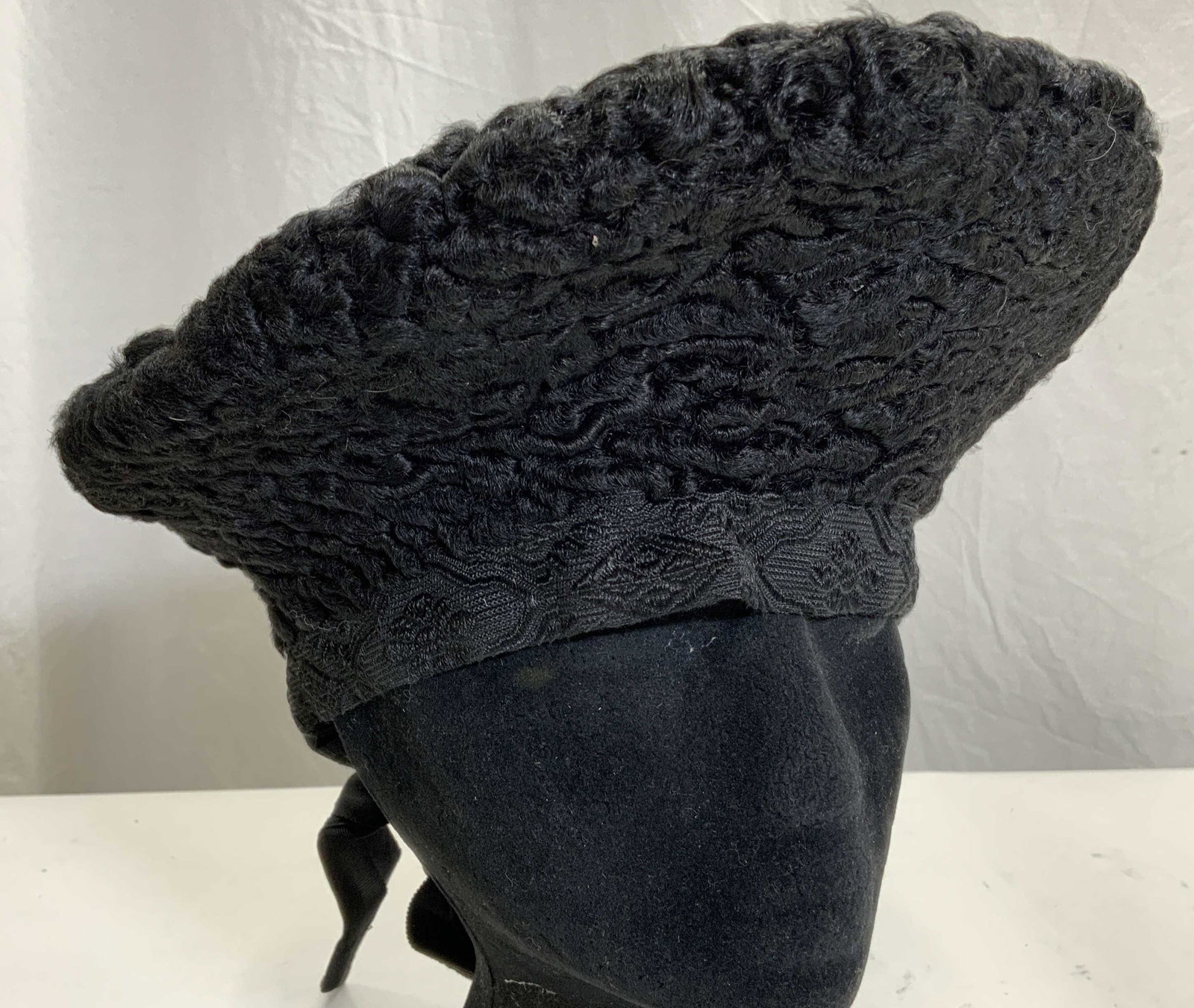 DEBORAH HARPER Persian Lamb Wool Hat (1 of 8)