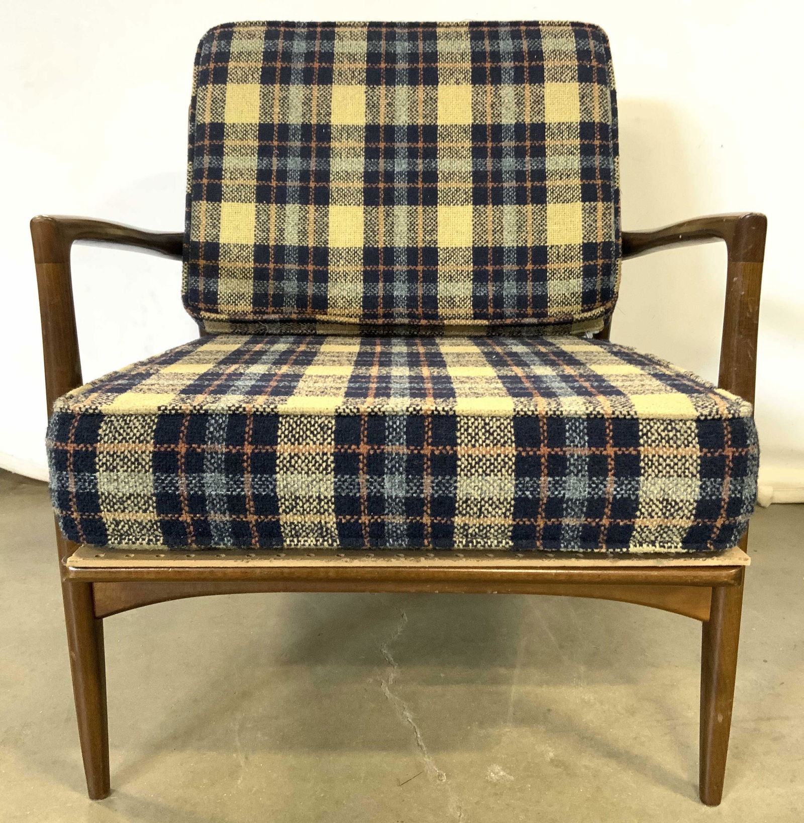 SELIG MCM Wooden Danish Modern Arm Chair (1 of 10)