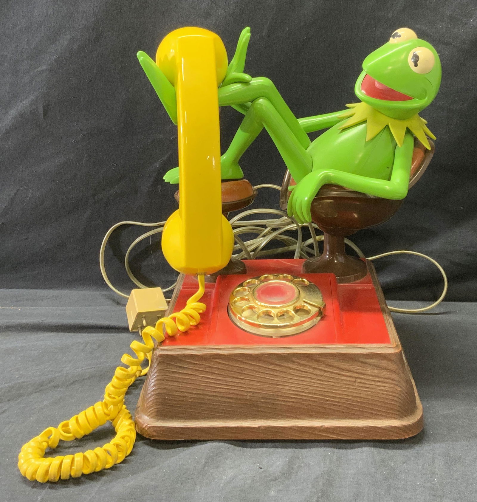 KERMIT The Frog Vintage Rotary Dial Phone (1 of 8)