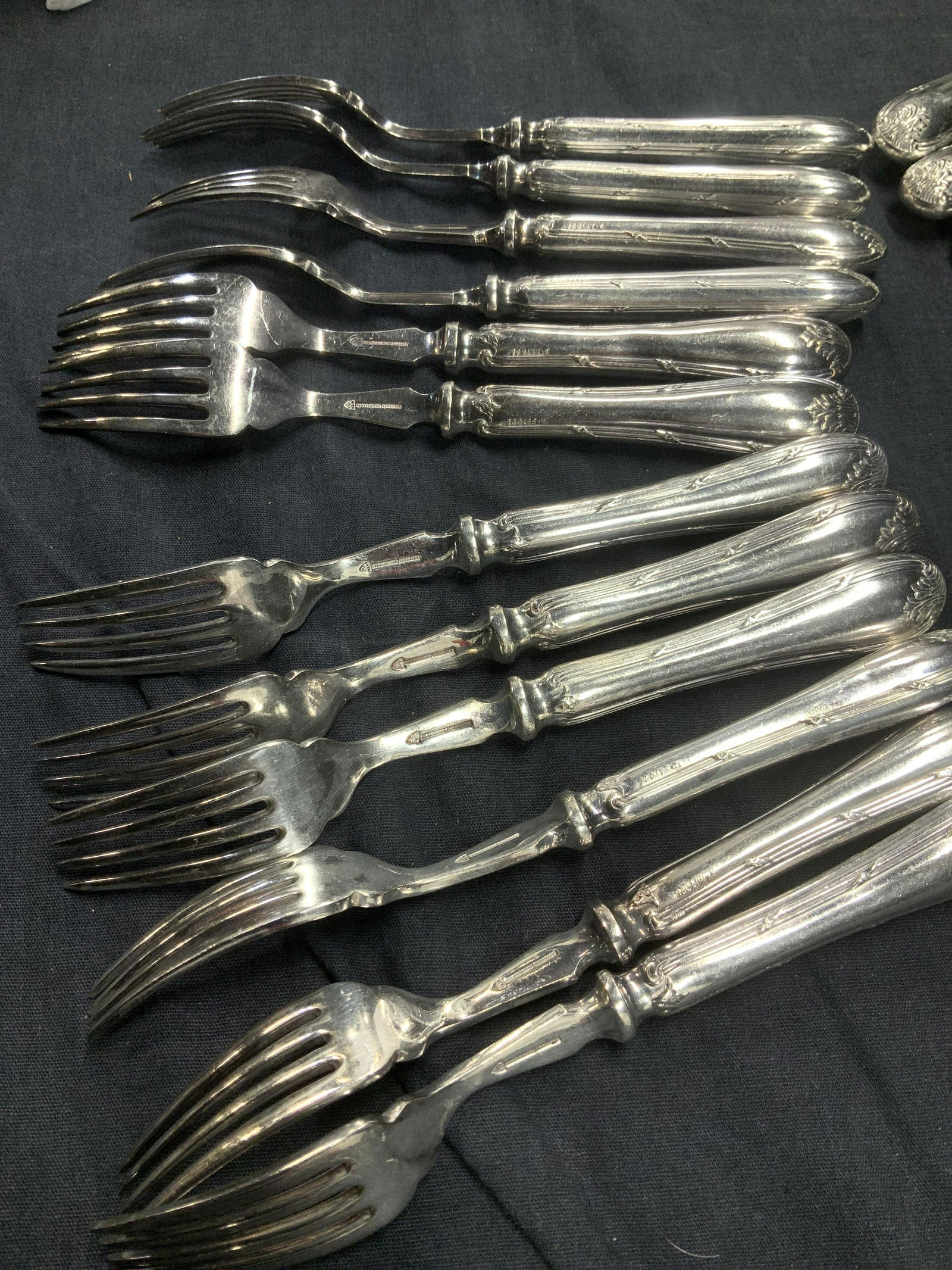 M&W Fabrication Anglaise SilverPlate Flatware 24pc (1 of 8)