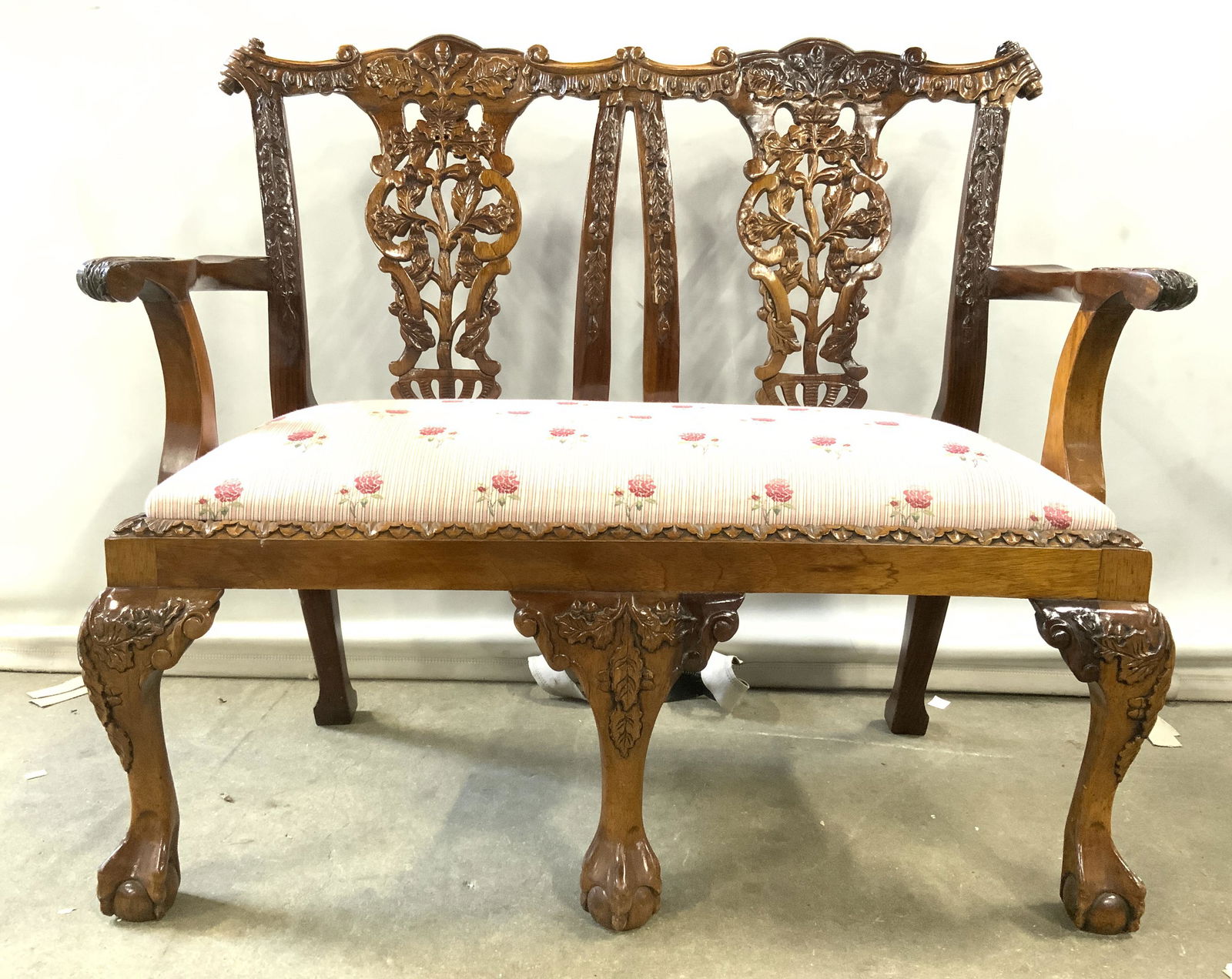 Chippendale Queen Anne Wooden Settee Bench (1 of 13)