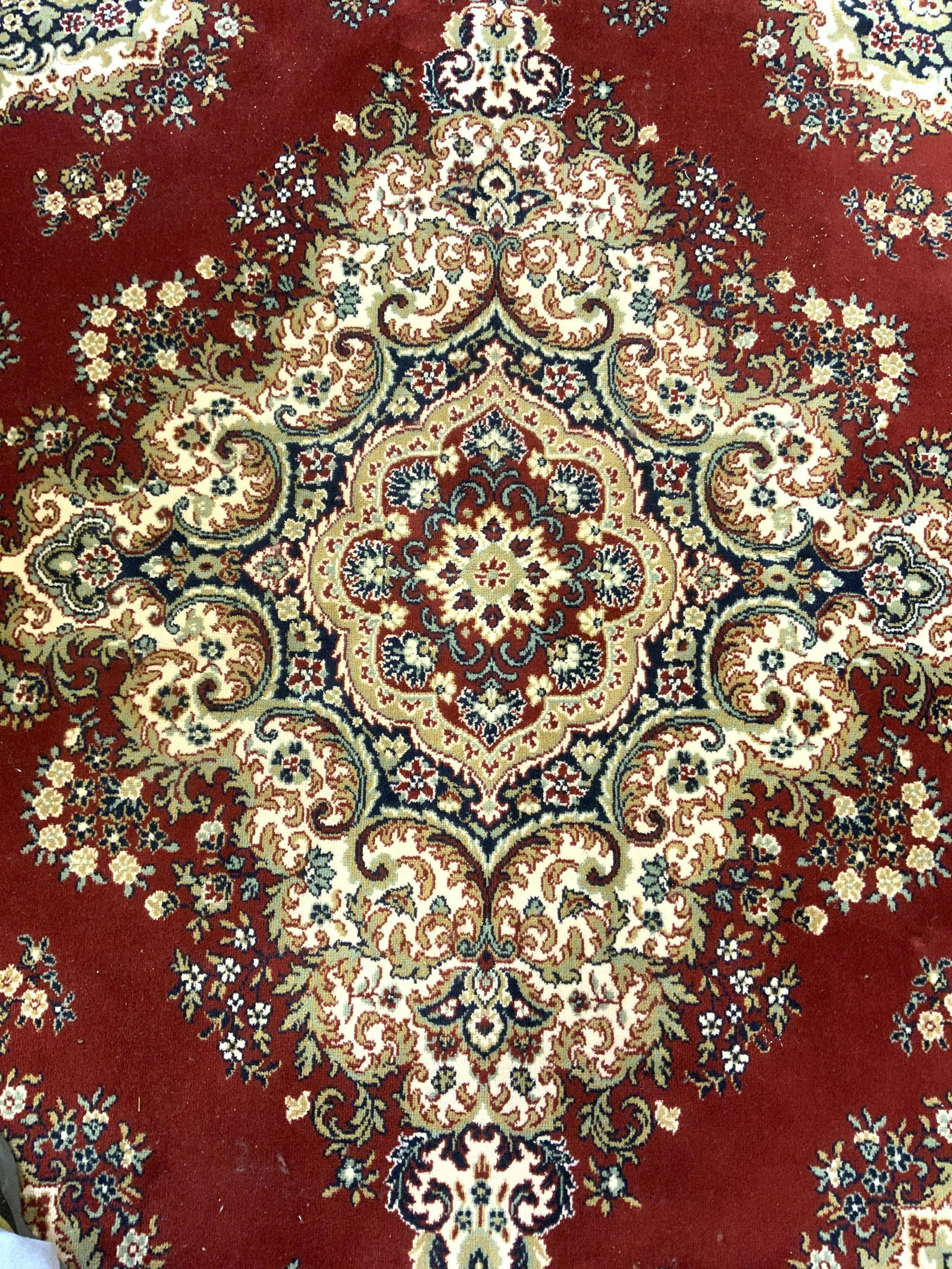 ROYAL PERSIAN Fringed Wool Area Rug (1 of 10)