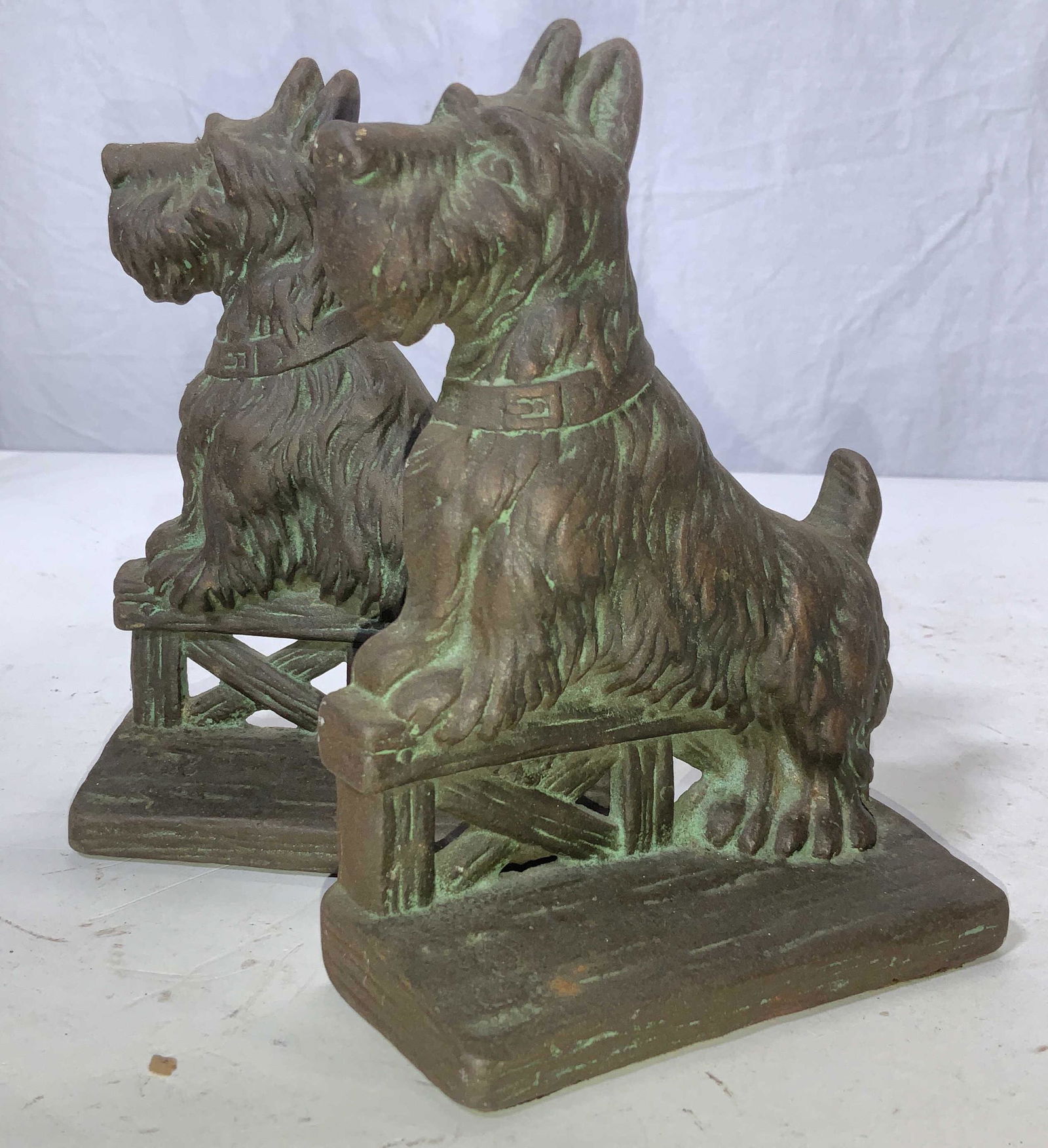 Pair Cast Iron Scottish Terrier Dog Bookends (1 of 7)