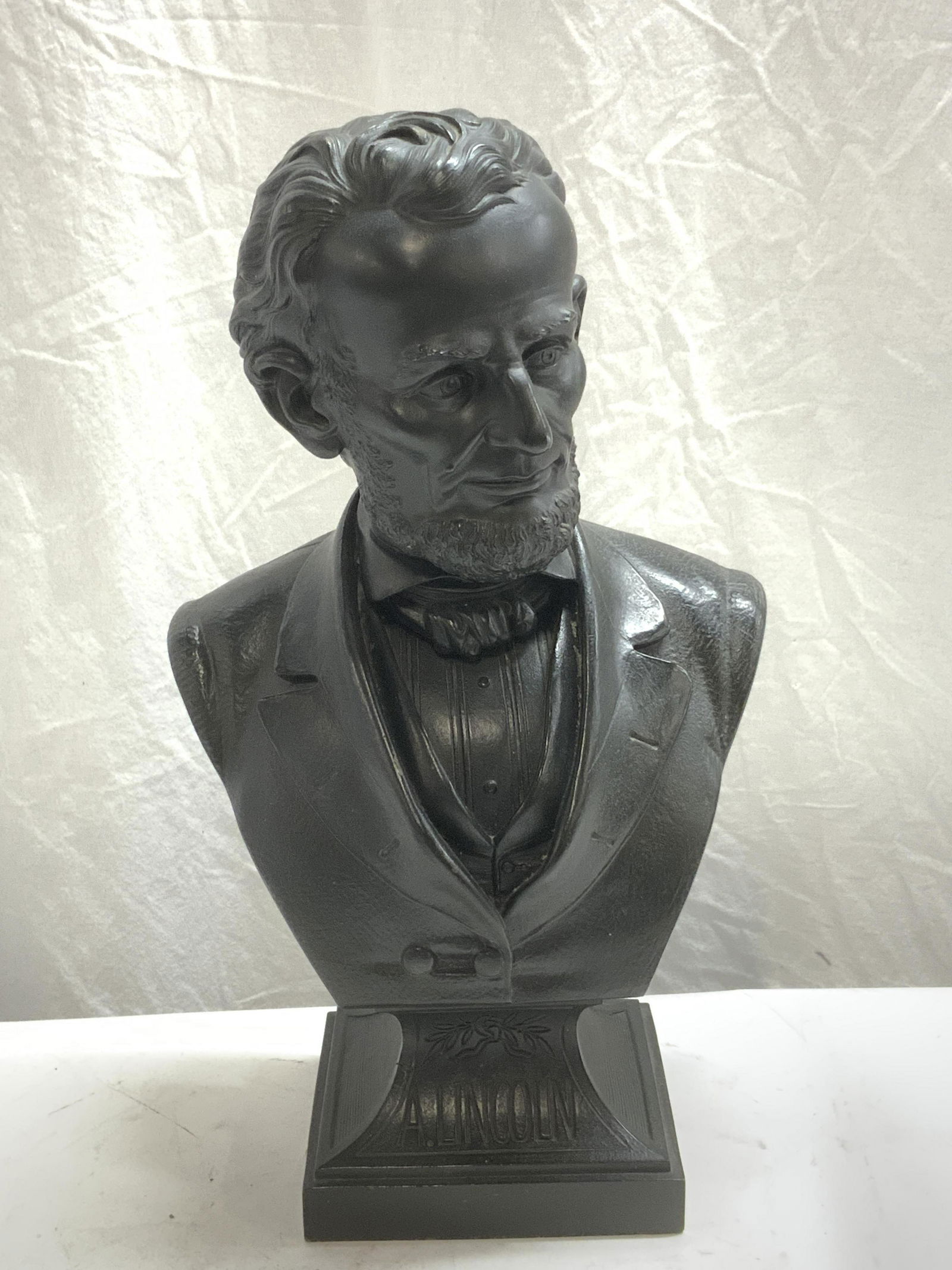 Cast Metal Abraham Lincoln Bust (1 of 10)