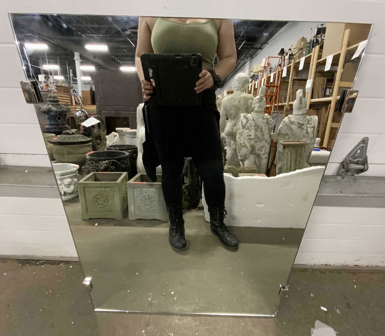 MIRROR IMAGE HOME Wall Mirror (1 of 10)