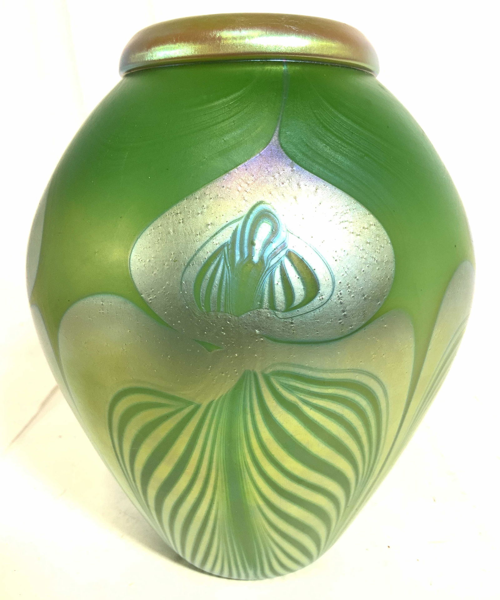 Signed LC TIFFANY FAVRILE Handblown Art Glass Vase (1 of 10)