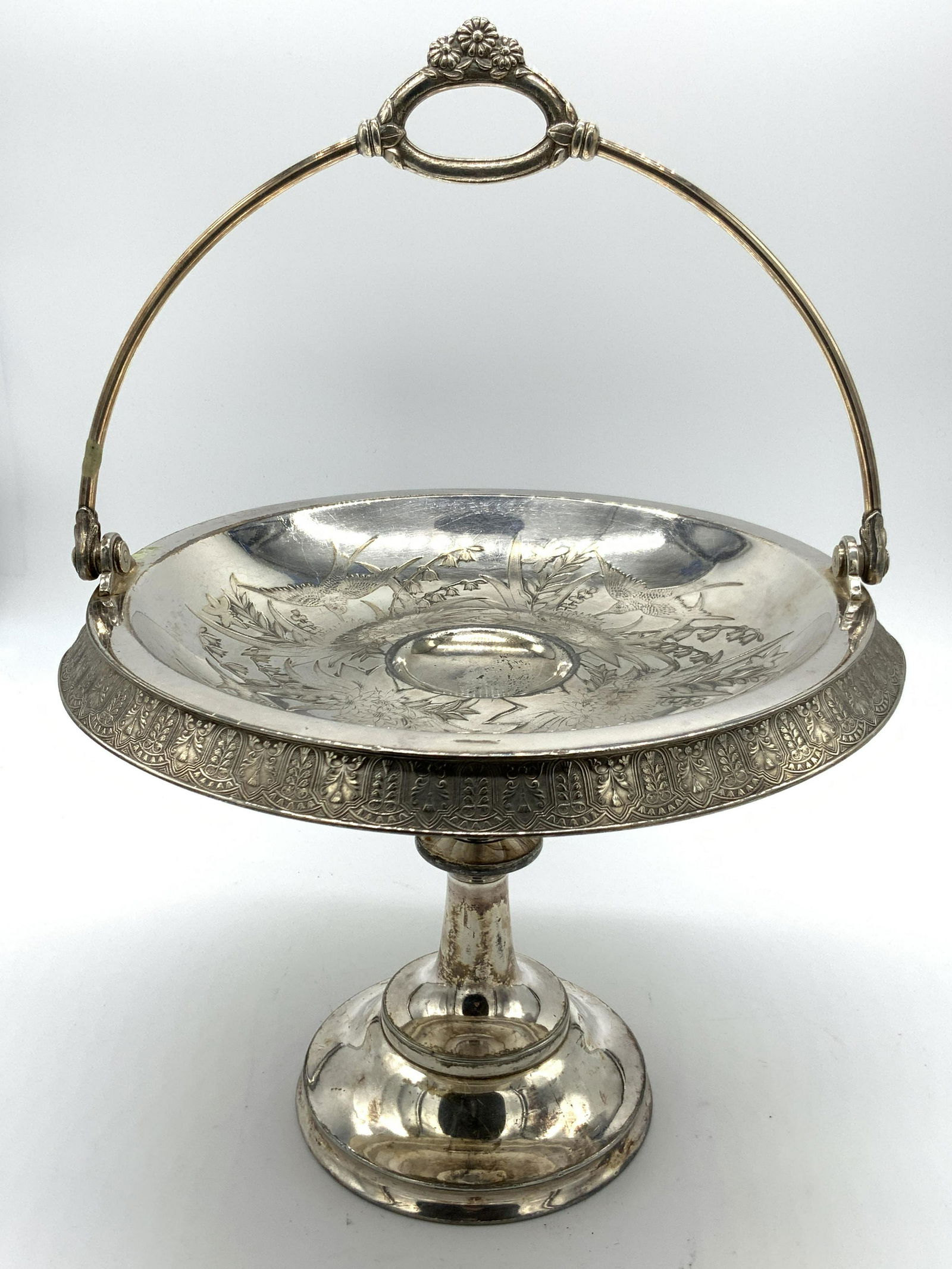 Simpson HallMiller & Co VNTG Silver Plated Taza (1 of 12)