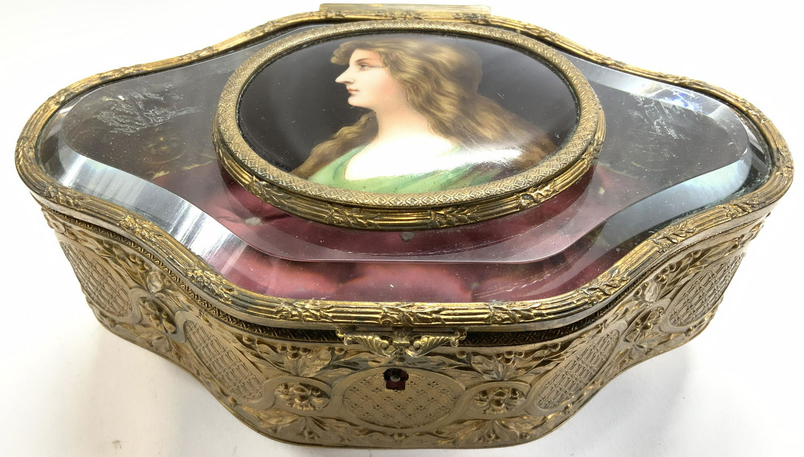 Vintage Gilt French Ormolu Jewelry Box (1 of 10)