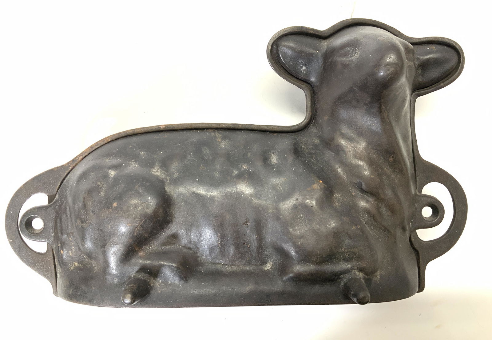 Antique Oversized Cast Iron Sheep Mold, 2 pcs (1 of 8)