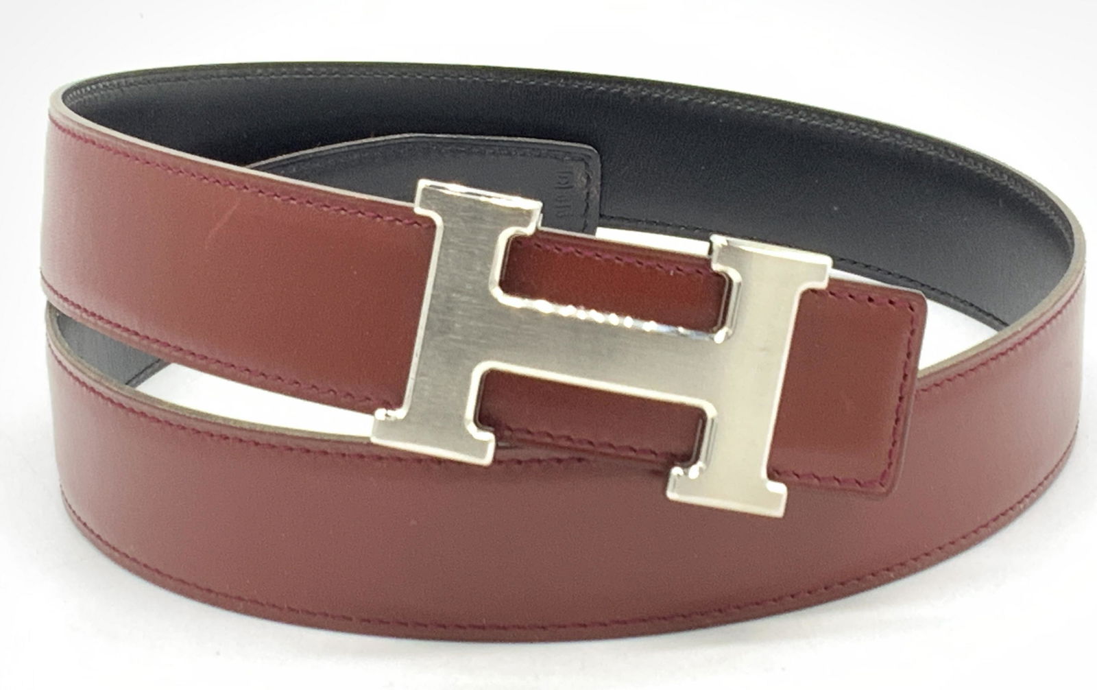 HERMES 75 CM Red Leather Fashion Belt (1 of 8)