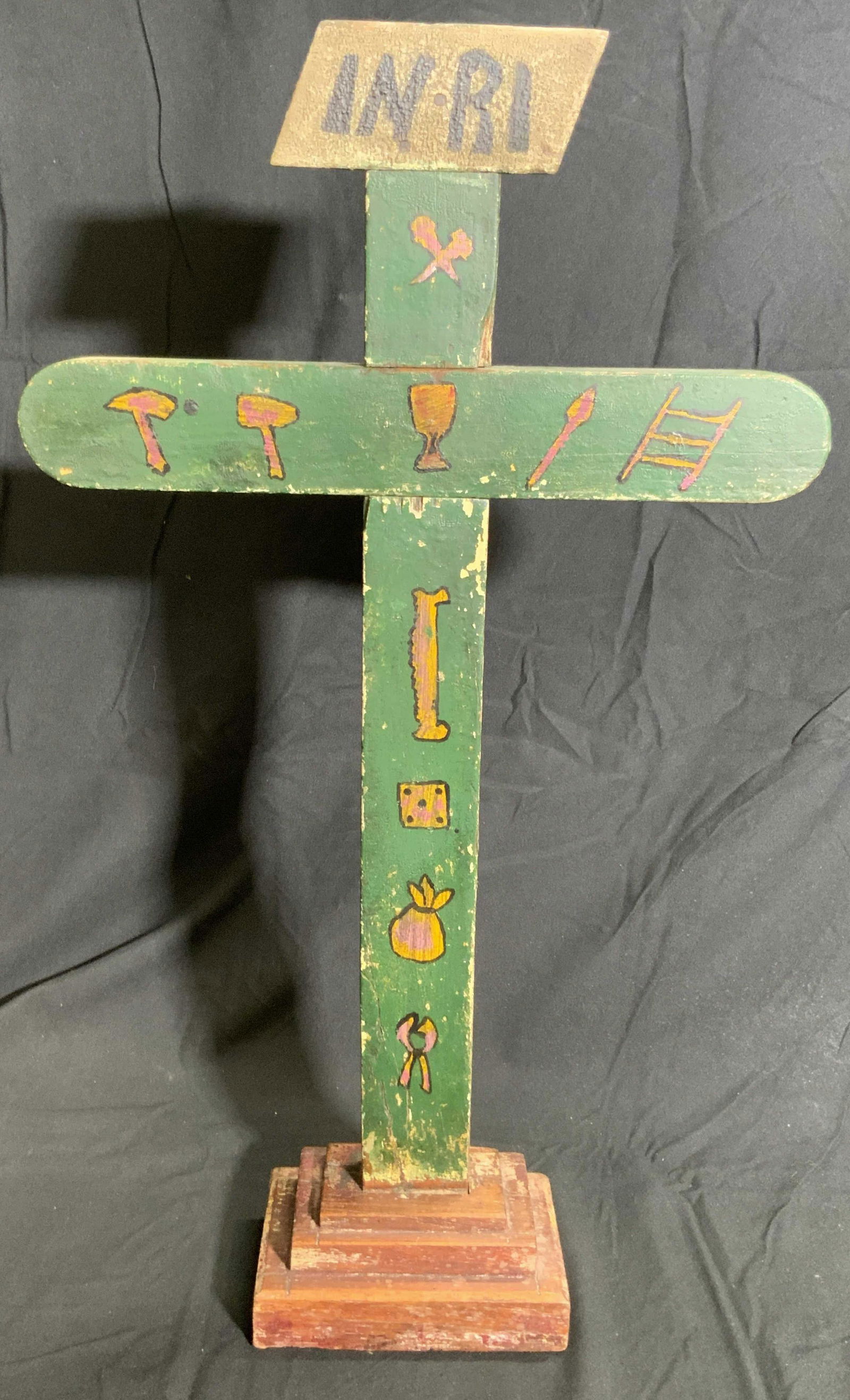 Vintage Hand Carved & Painted Wooden INRI Crucifix (1 of 17)