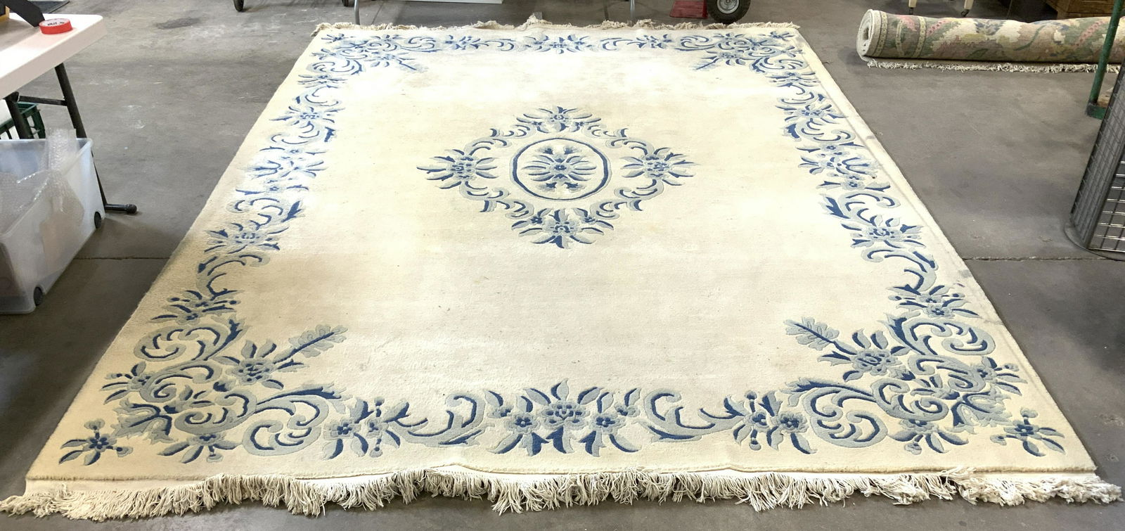 Vntg Handmade Wool Pile Room Sz Rug W Fringes (1 of 10)