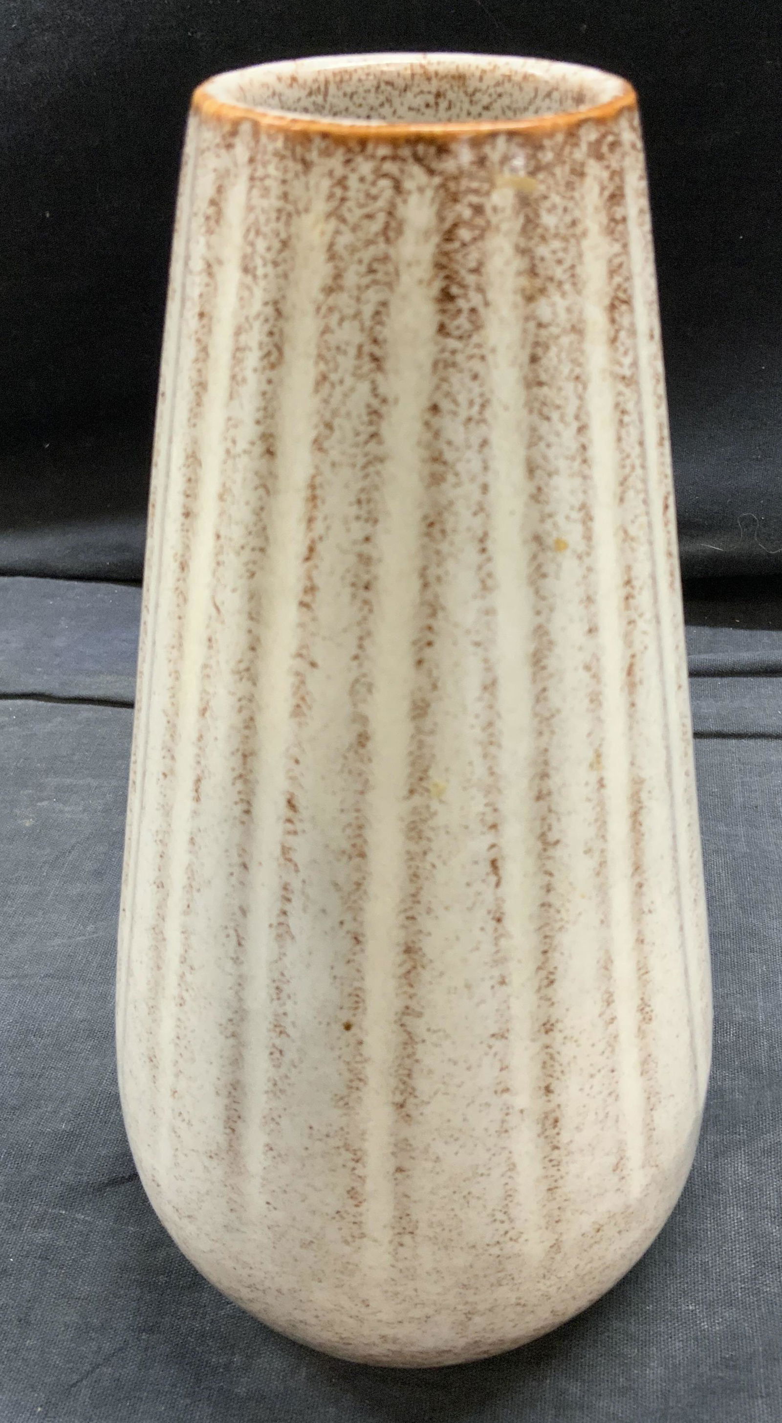 Glazed Ceramic Grooved Vase (1 of 5)