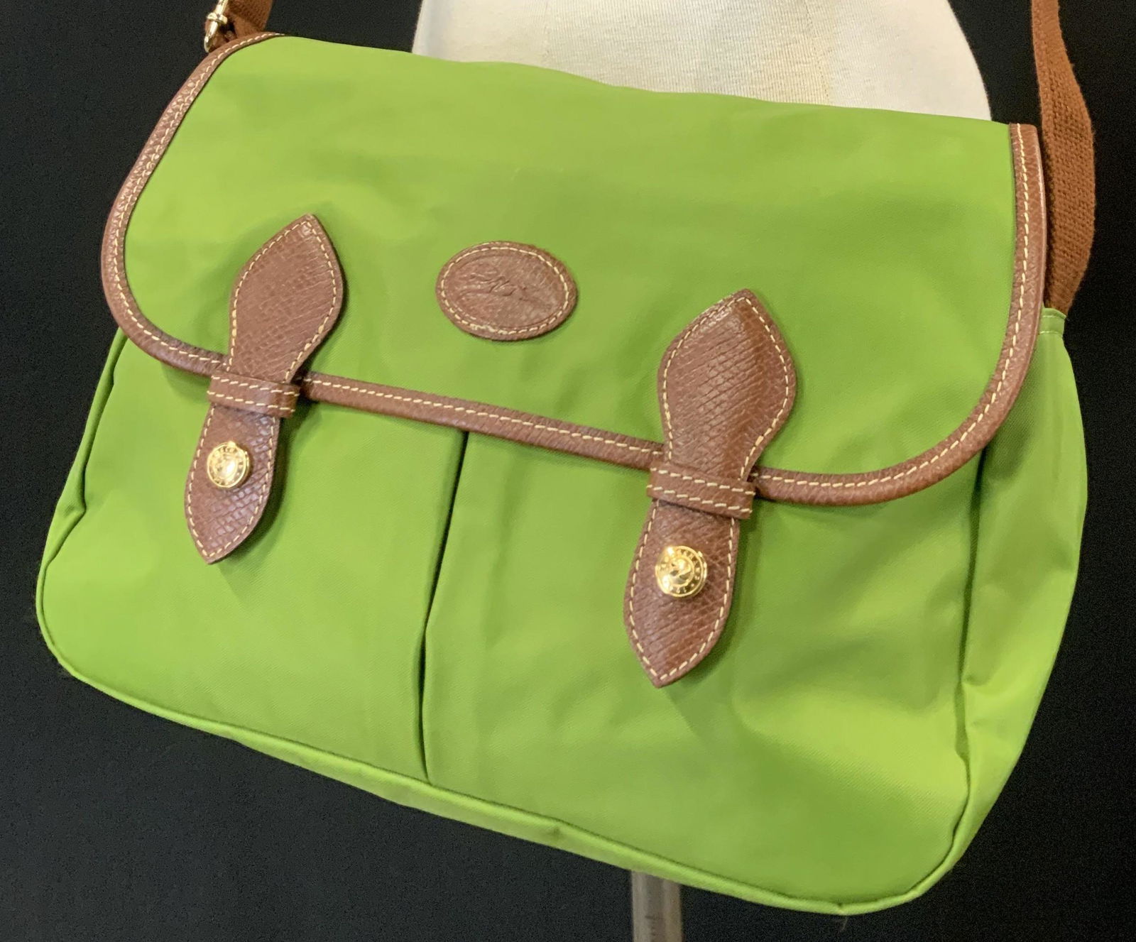 LONGCHAMP France Green Canvas Shoulder Bag (1 of 15)