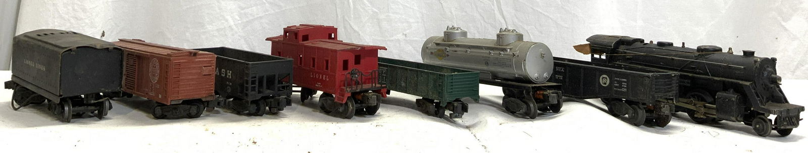 LIONEL Set 8 Vintage & Antique Model Trains & More (1 of 9)