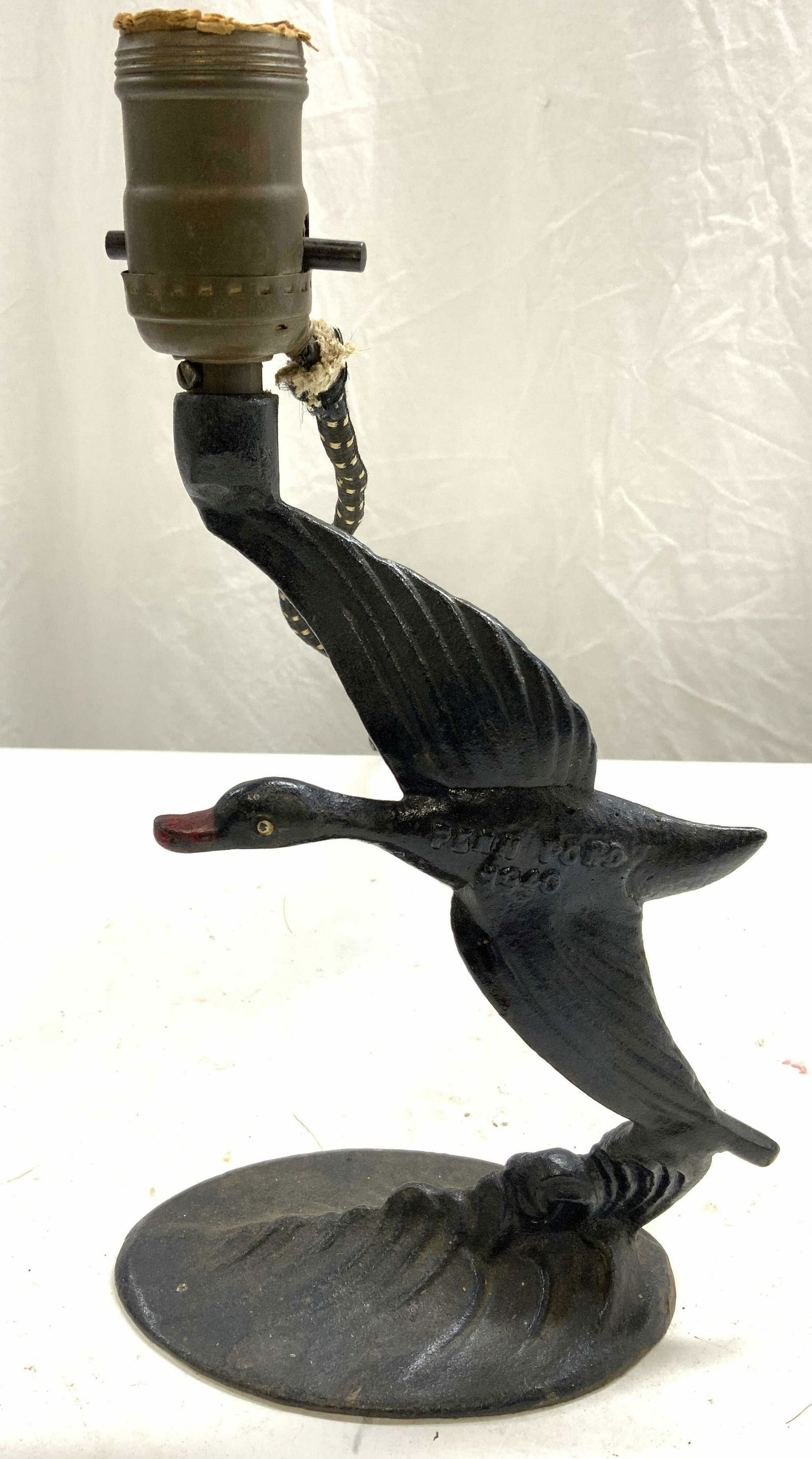 Trademarked Vintage Cast Iron Goose Lamp (1 of 7)