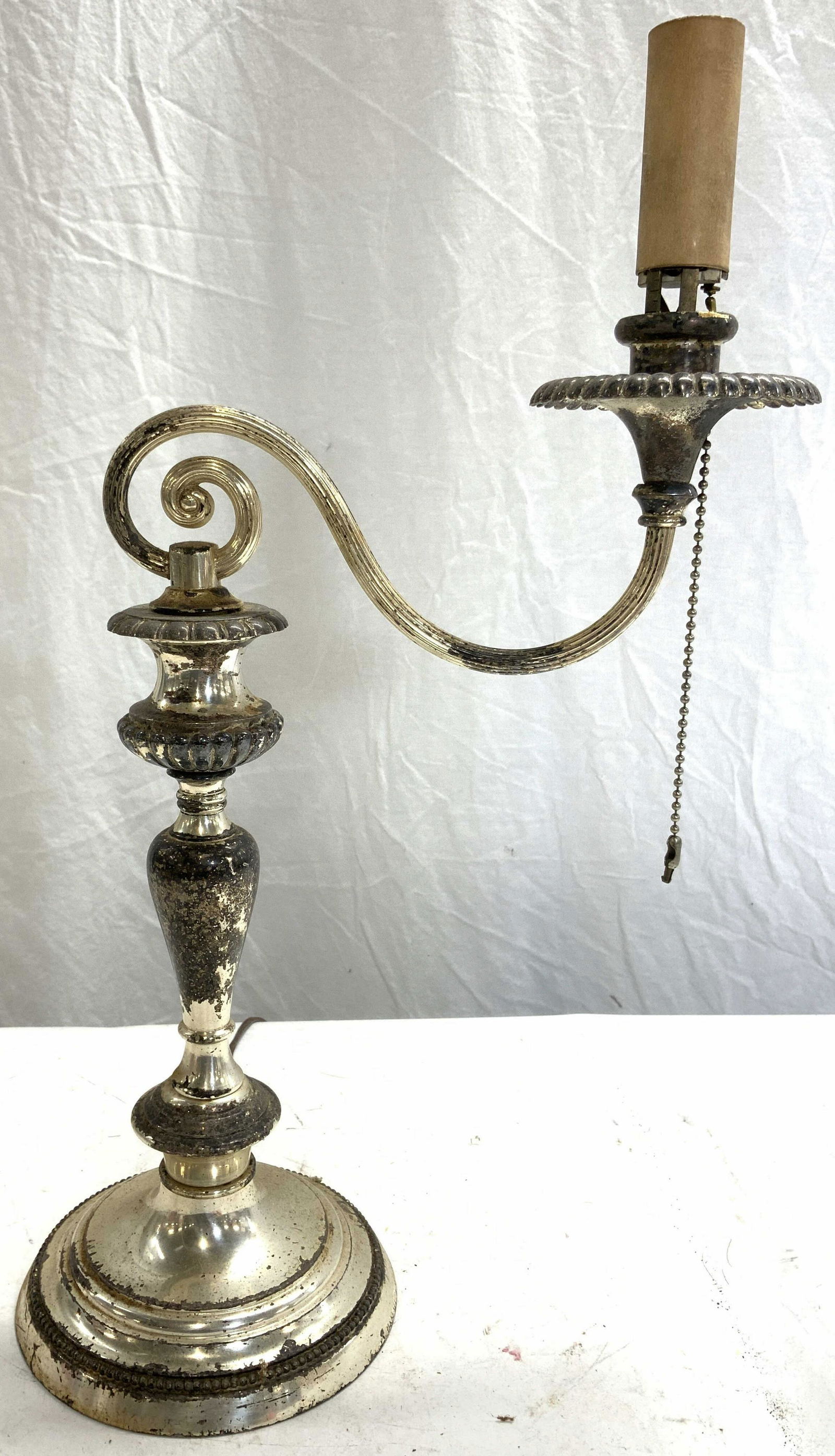 Vintage Metal Lamp W 1 Arm (1 of 8)