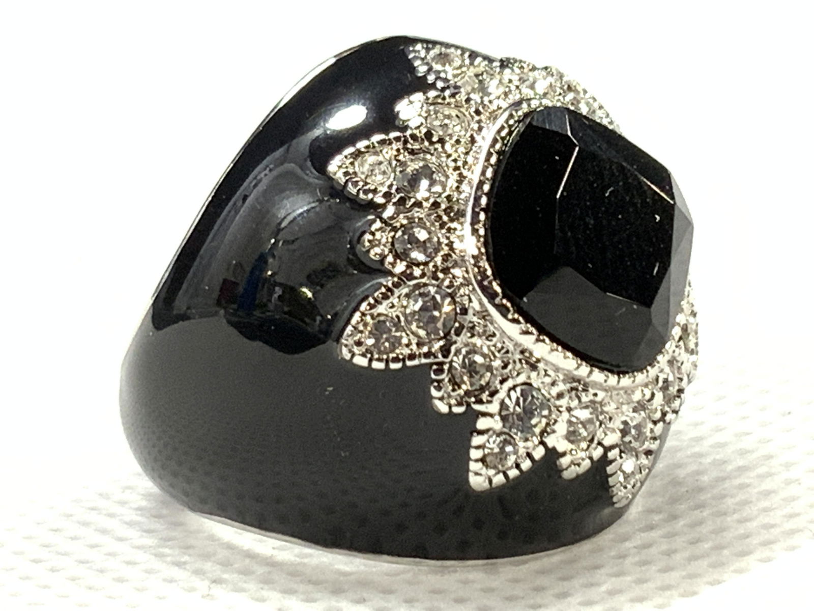 Michela Currone Black Statement Ring (1 of 4)