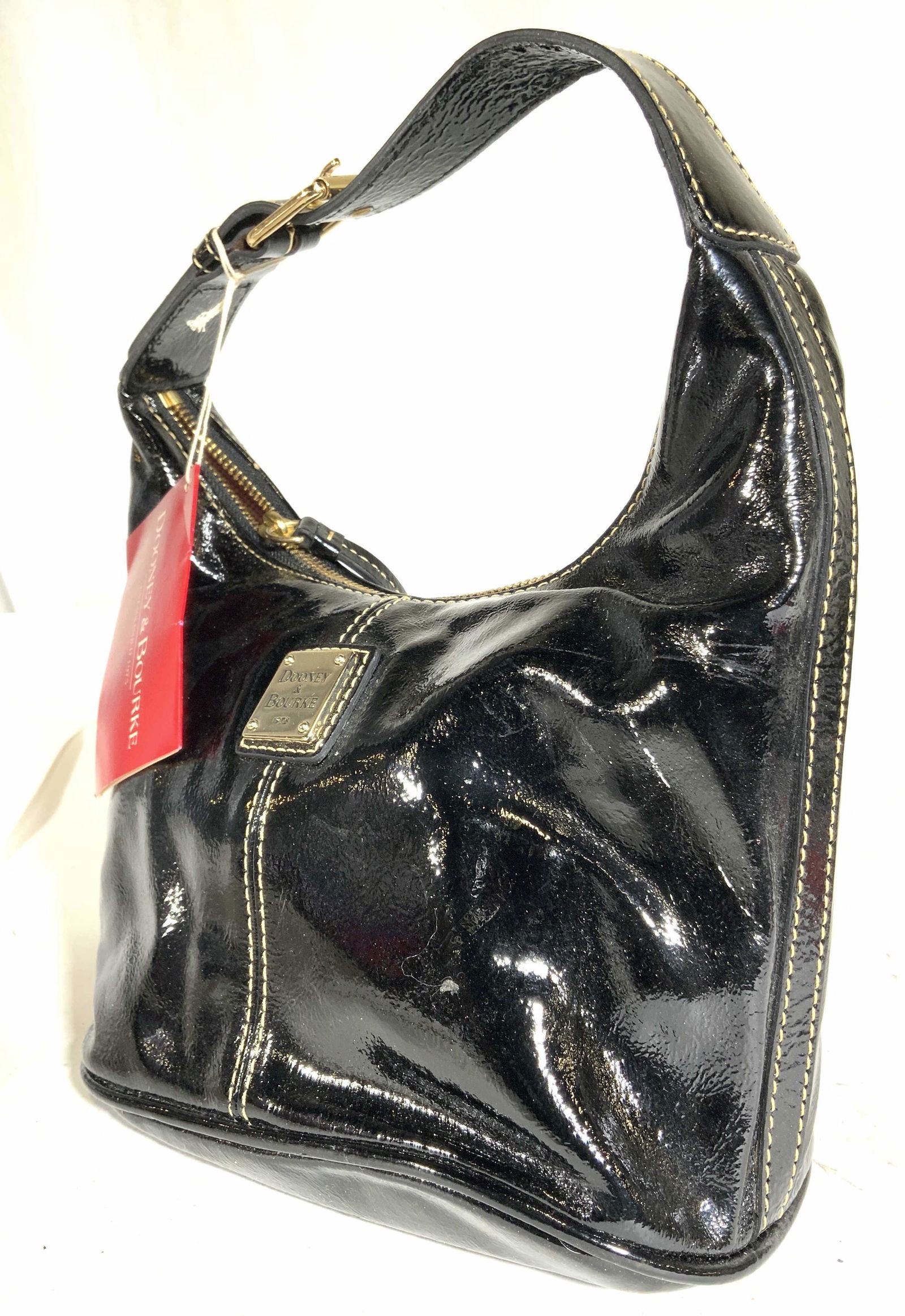 DOONEY & BURKE Bucket Bag (1 of 8)