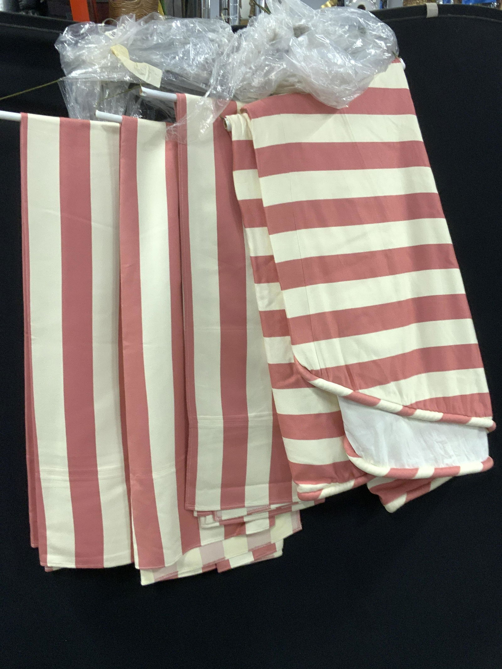 Set 4 Custom Made Lux Cotton Tablecloths (1 of 10)