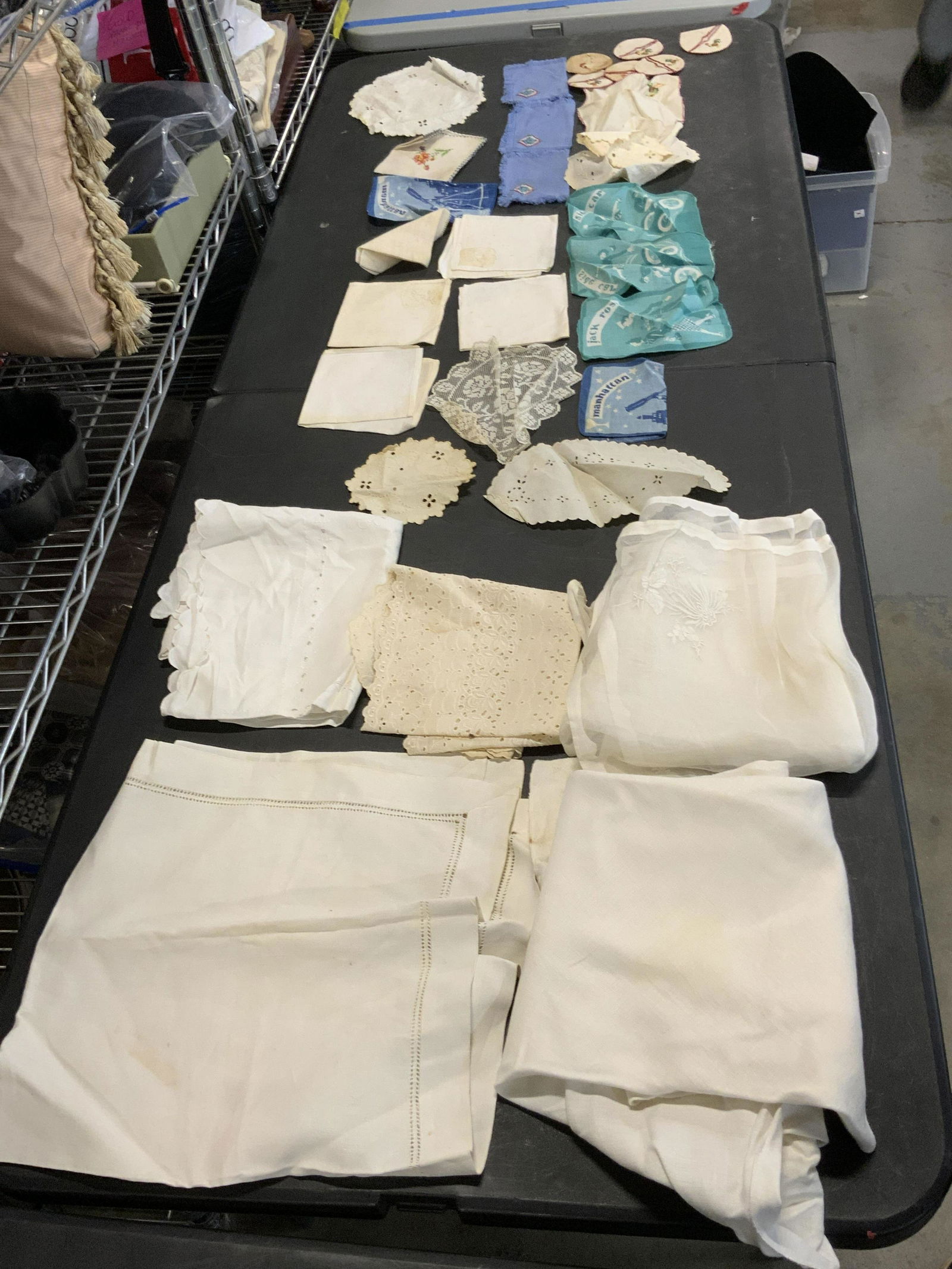 Group Lot Table Linens, Tablecloths, Table Napkins (1 of 12)