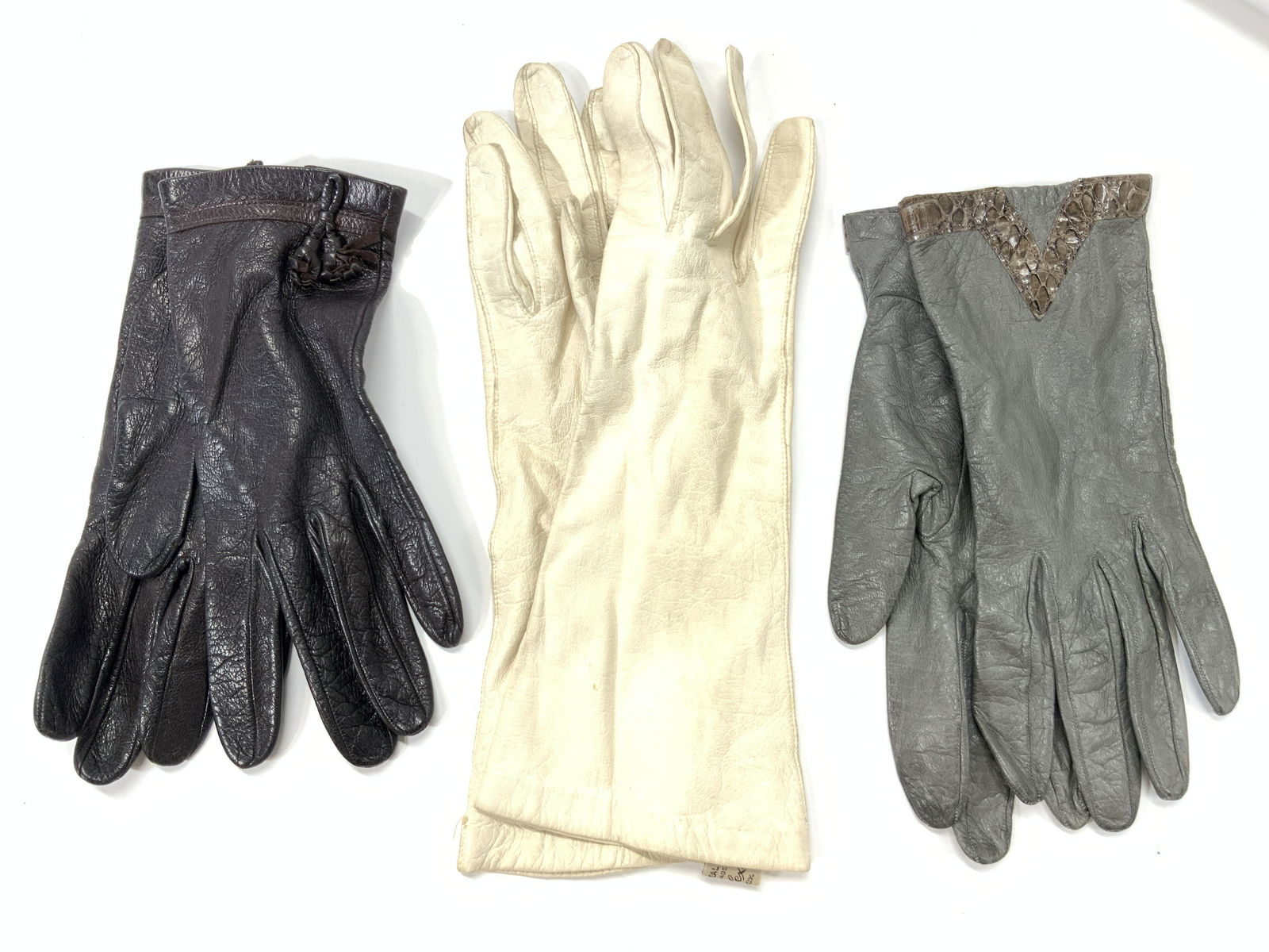3 Vintage Leather Gloves Saks Fifth Ave & More (1 of 11)