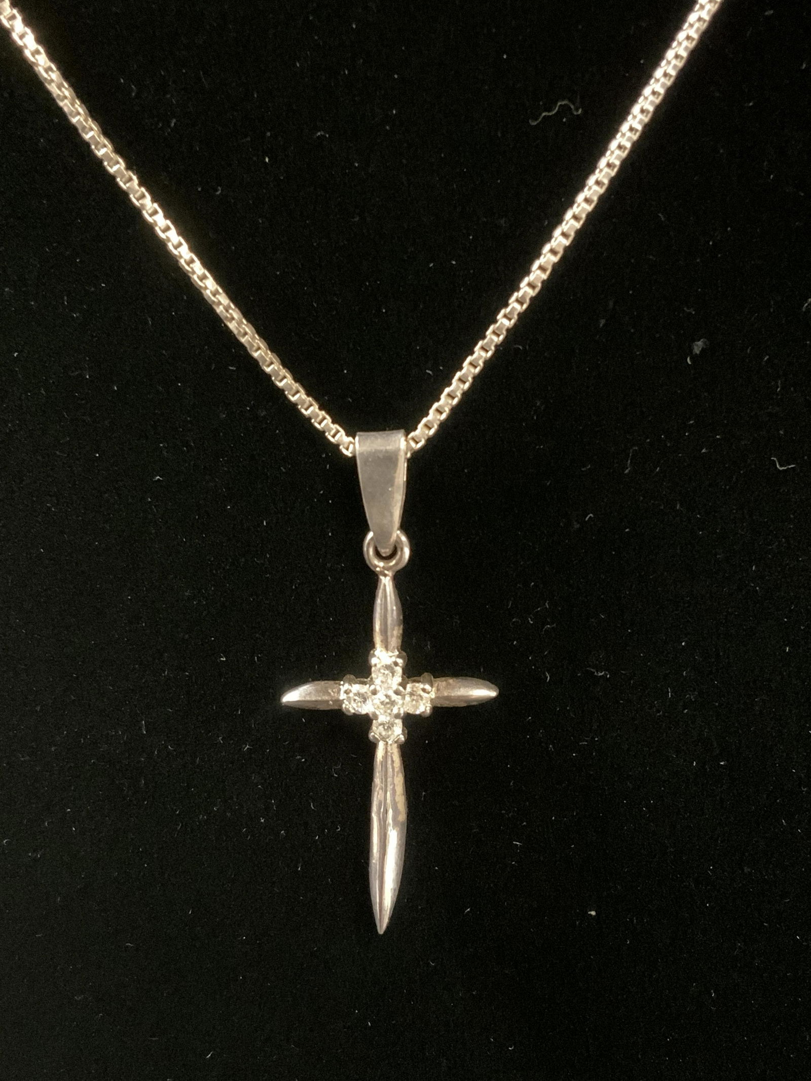 Sterling Silver Cross Pendant Necklace (1 of 5)