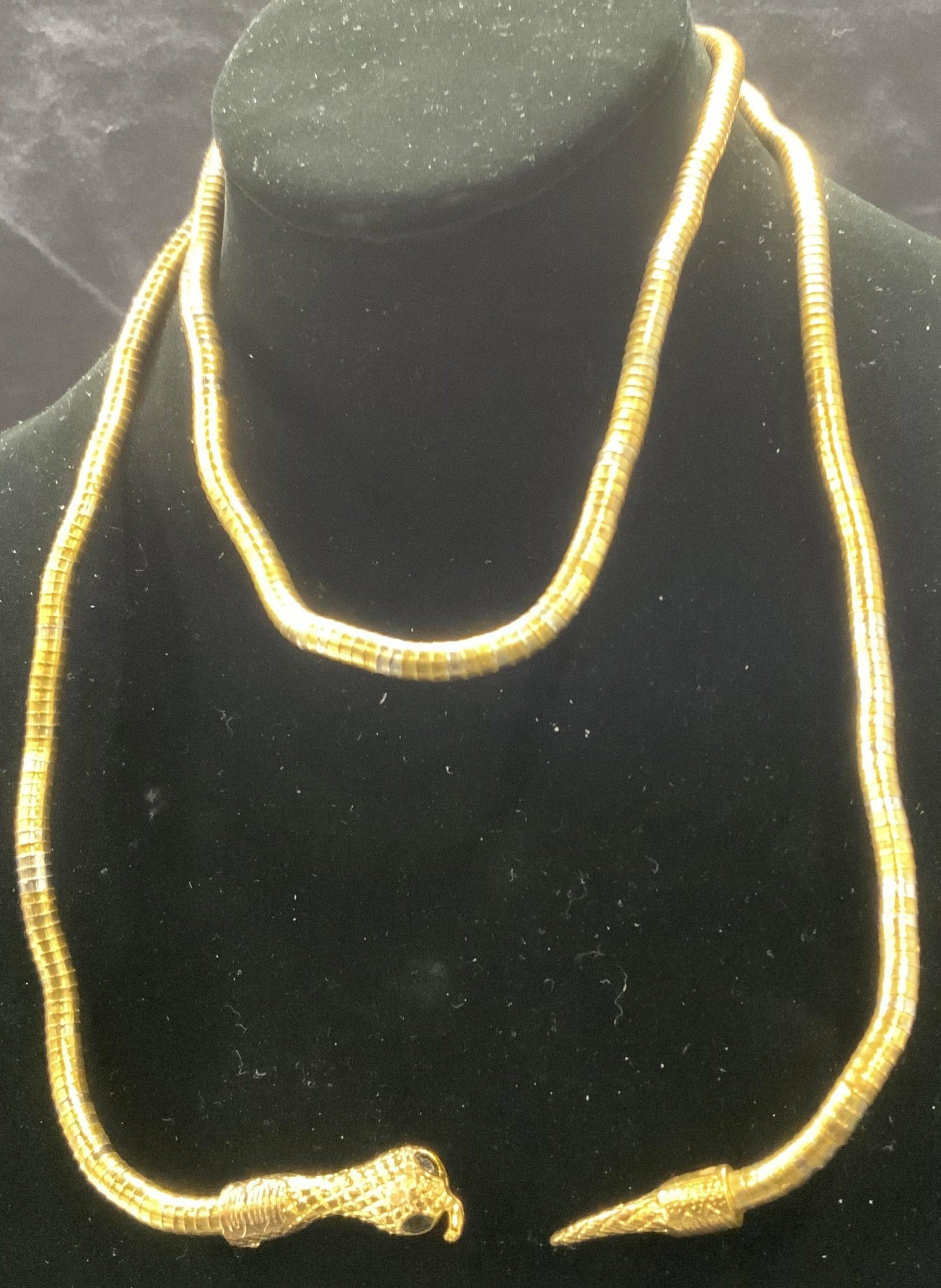 Snake Form Choker Necklace: Snake Neck Choker, snake is able to be shaped into wearers taste, measures approx 38 inches long. Chunky jewelry, statement Jewelry, Vintage Jewelry,Fashion Jewelry, Estate Jewelry, Costume Jewelry, L