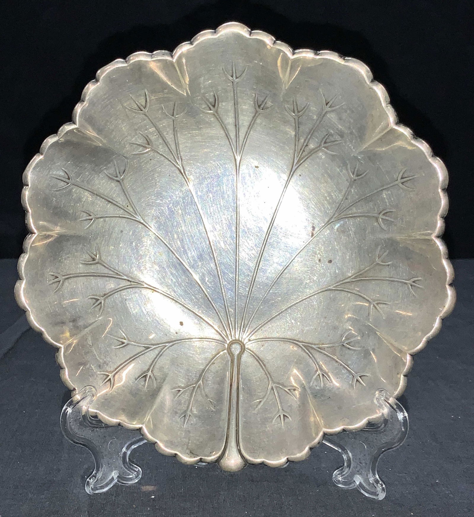 Sterling Silver Leaf Shaped Trinket Dish (1 of 7)
