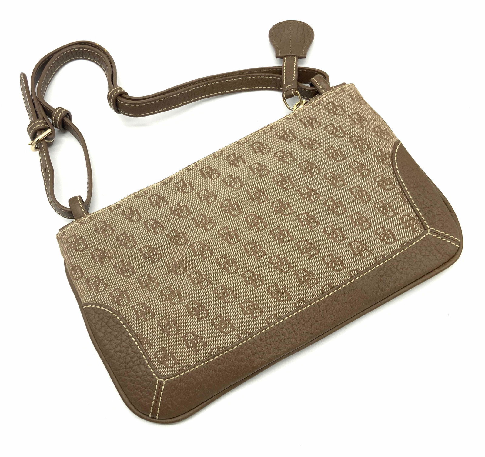 DOONEY & BOURKE Vintage Monogram Purse (1 of 12)