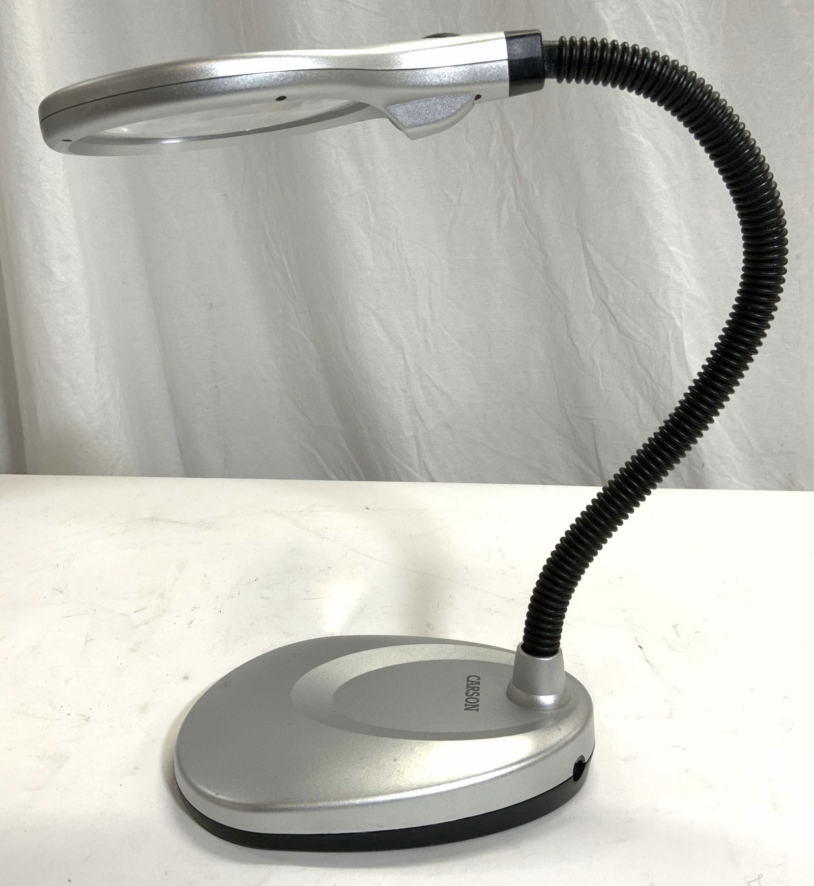 CARSON Magnifying Glass Lamp (1 of 7)