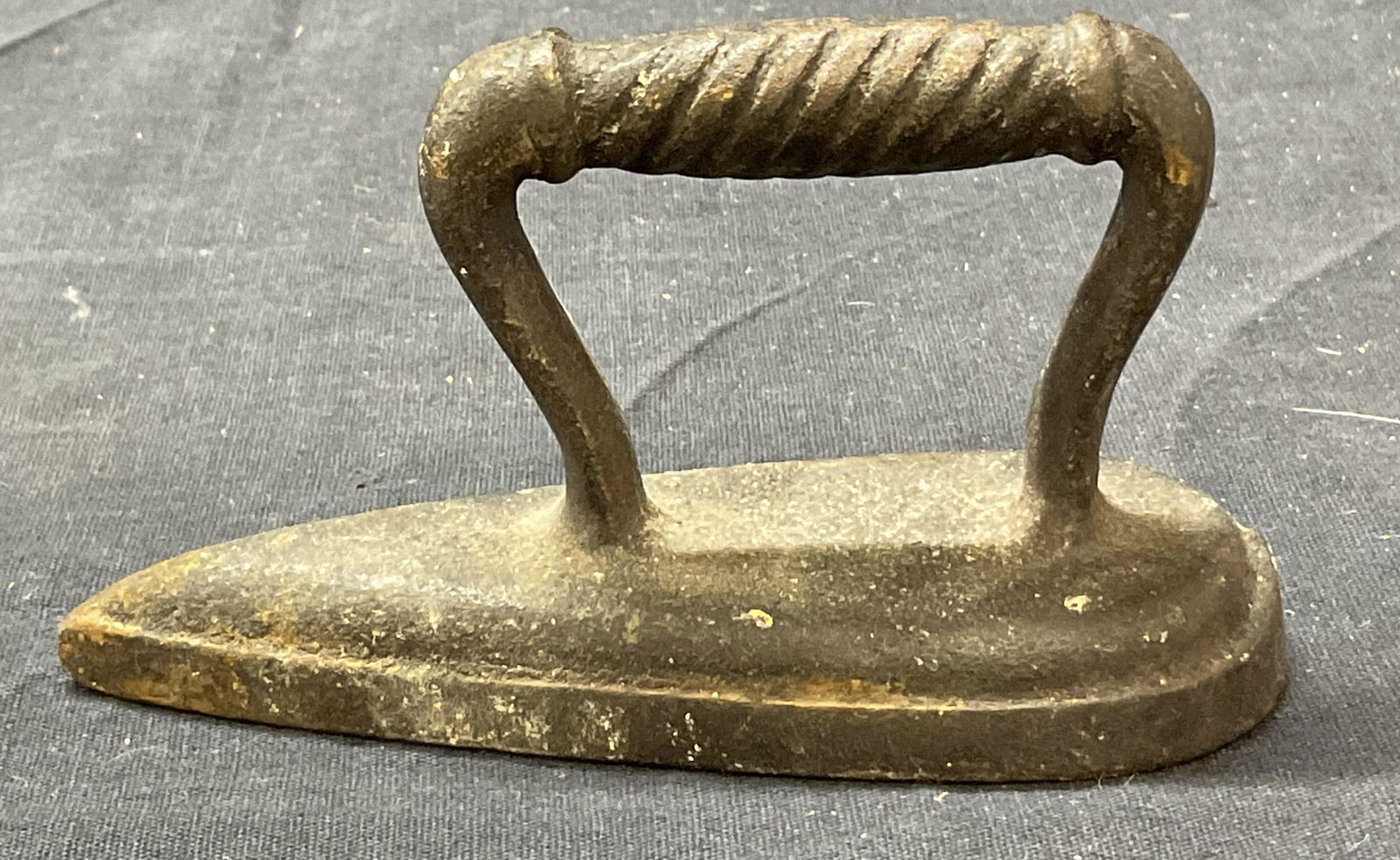 Small Antique Iron (1 of 5)