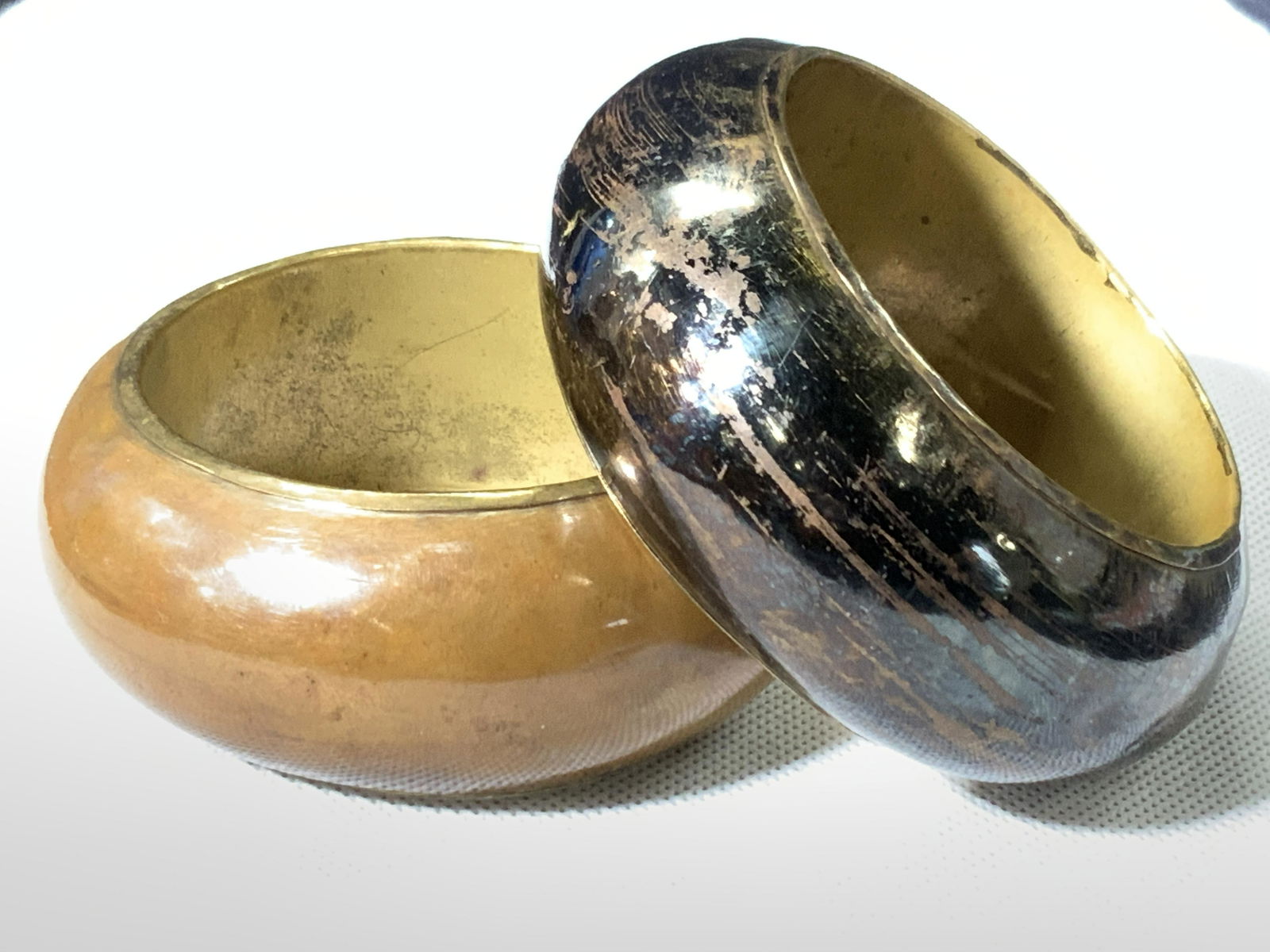 2 Vintage Brass & Copper Chunky Bangles (1 of 4)
