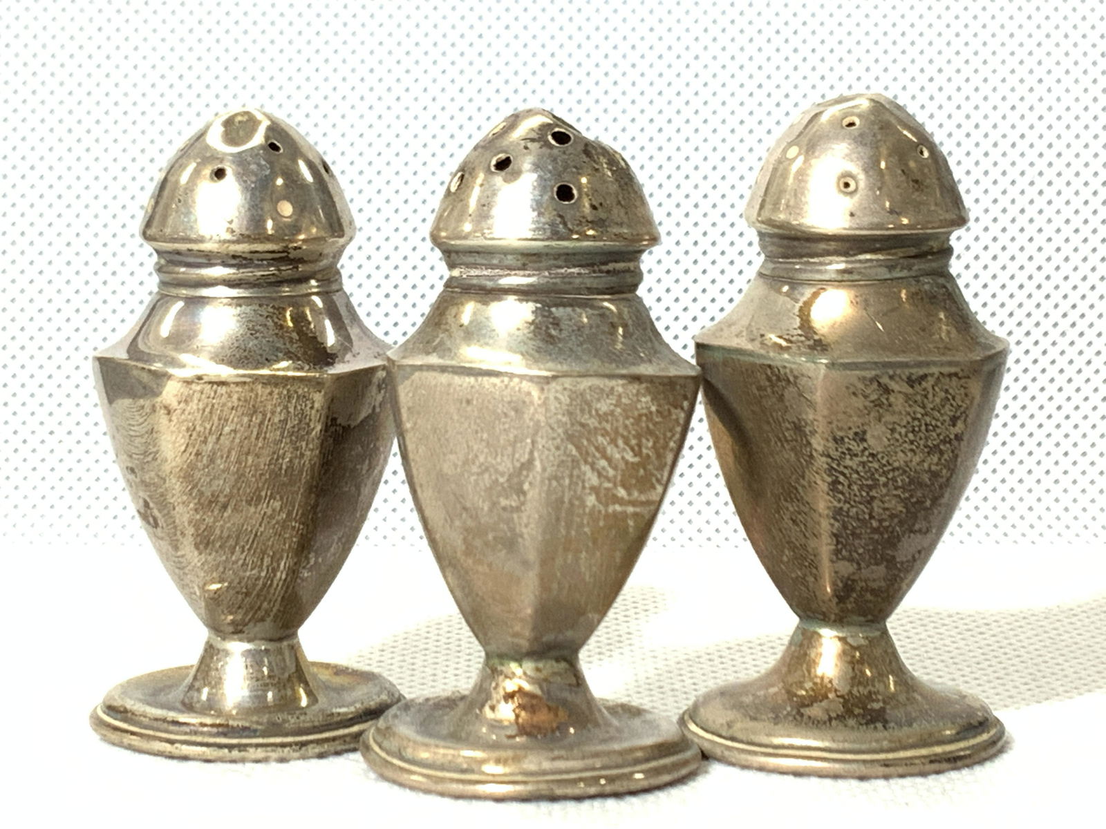 3 Vintage Sterling Art Deco Salt Shakers (1 of 5)