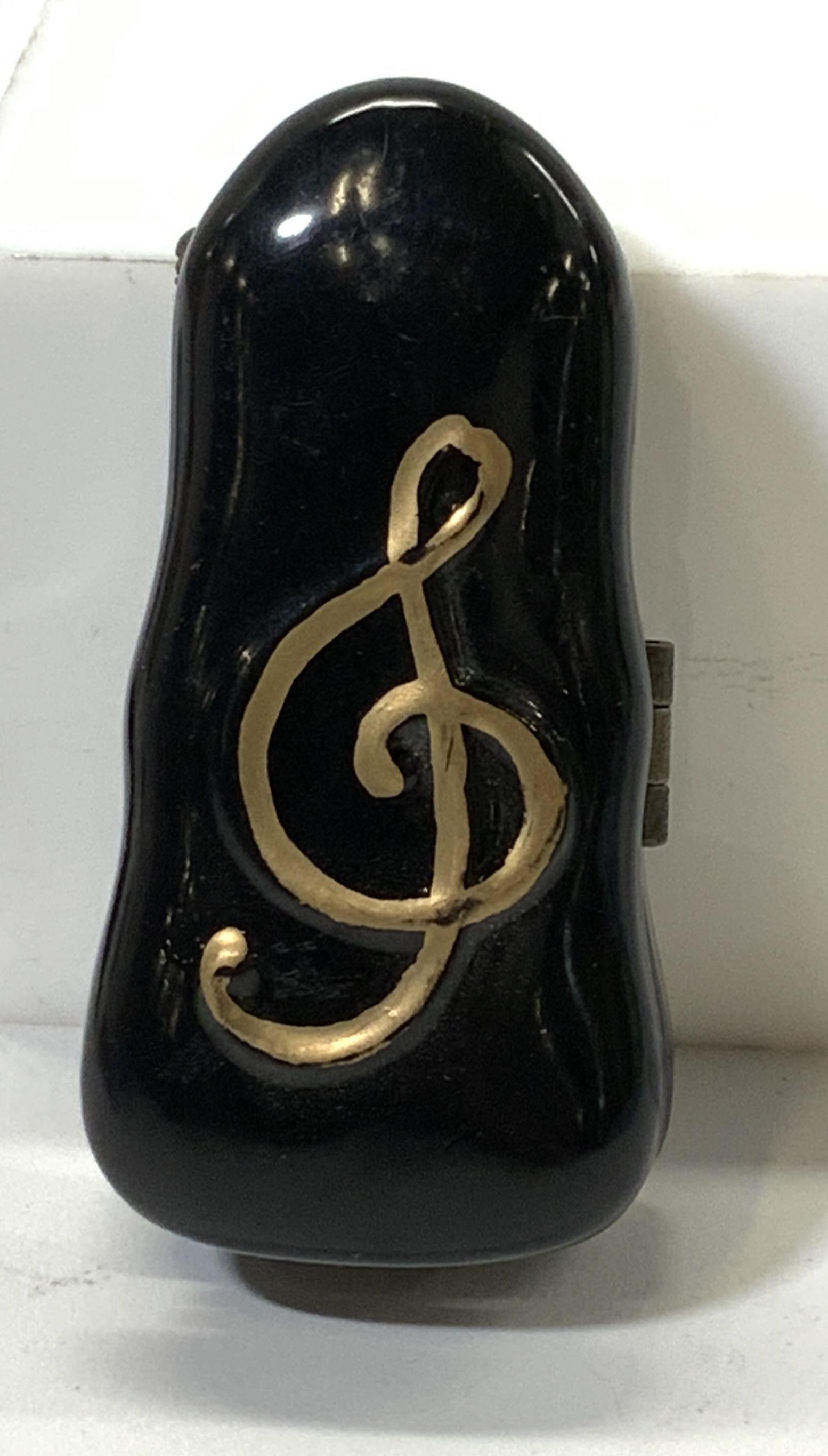 Instrument Case Porcelain Pill Box w Music Note (1 of 6)