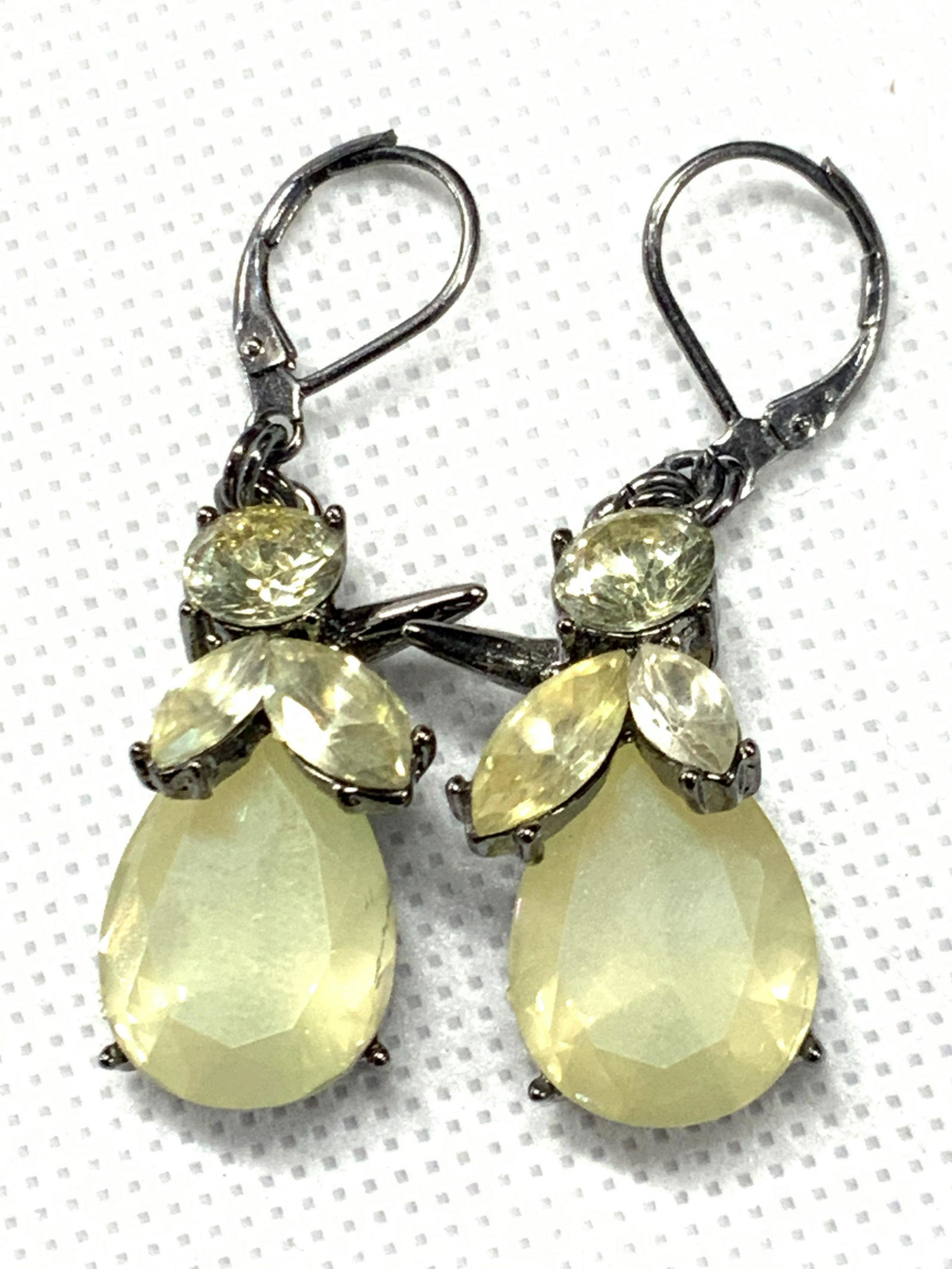 ERIKSON Dangle Statement Earrings (1 of 5)
