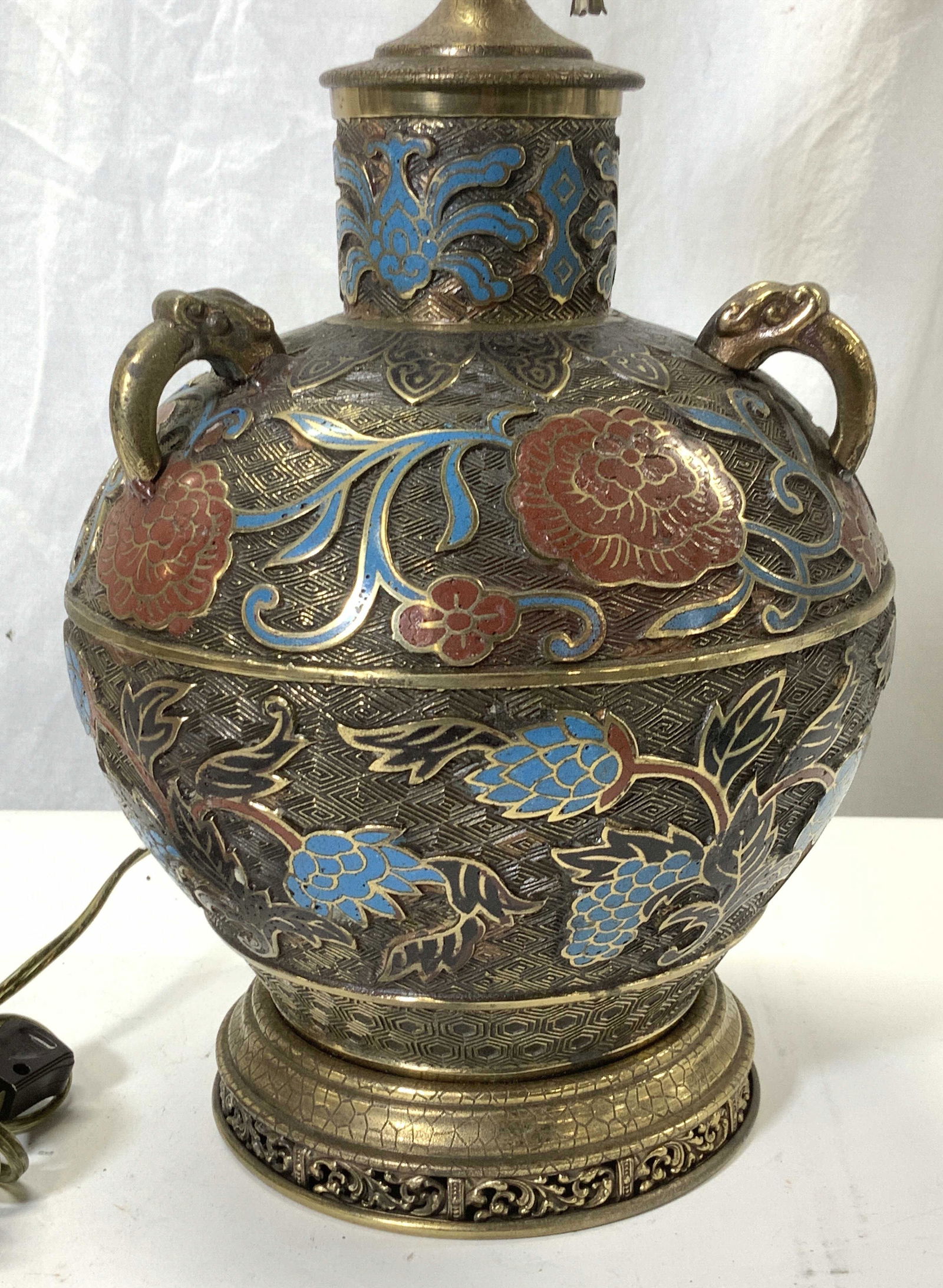 ASIAN CHAMPLEVE  Pull chain Enamel Lamp (1 of 11)