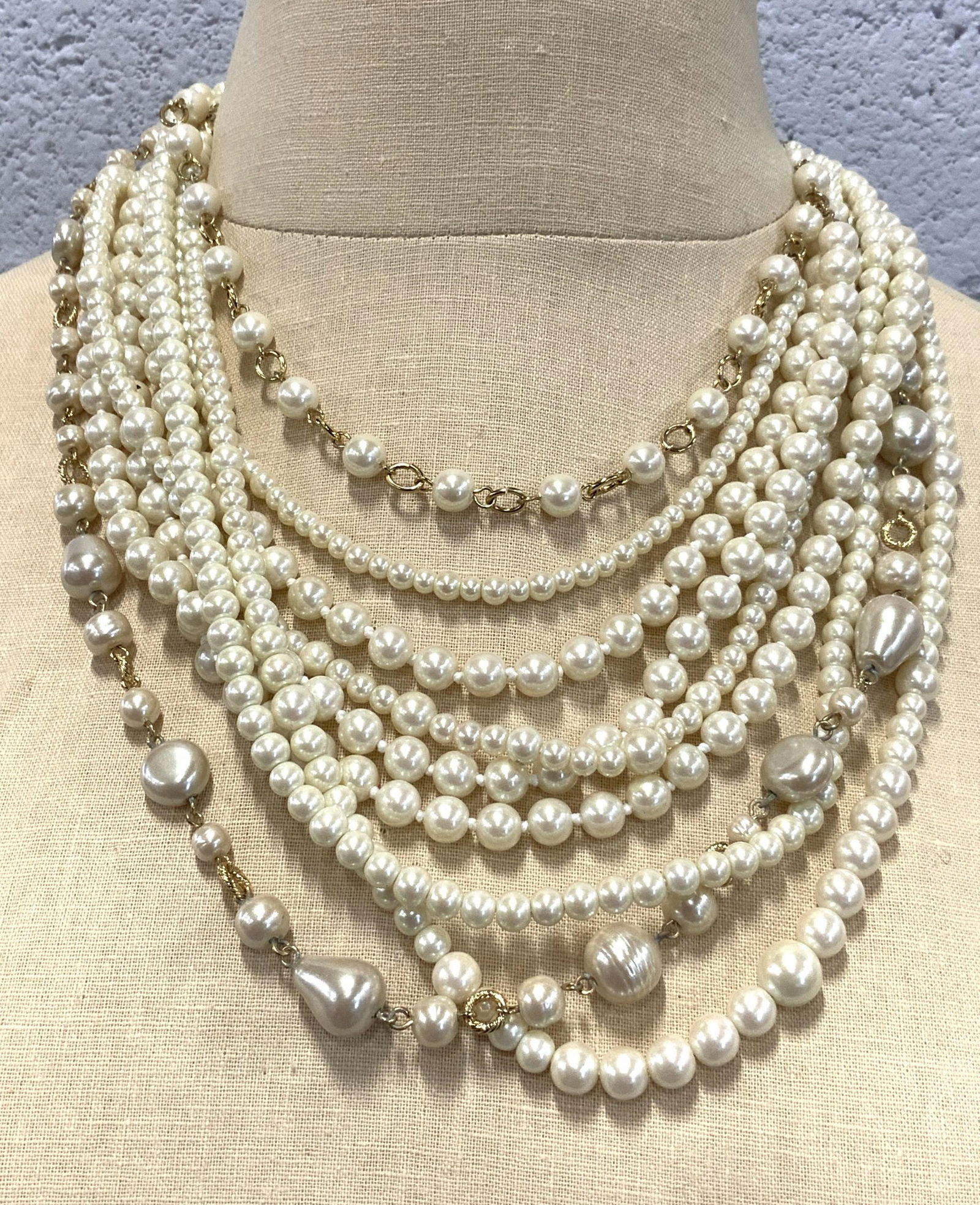 Carolee lux deals