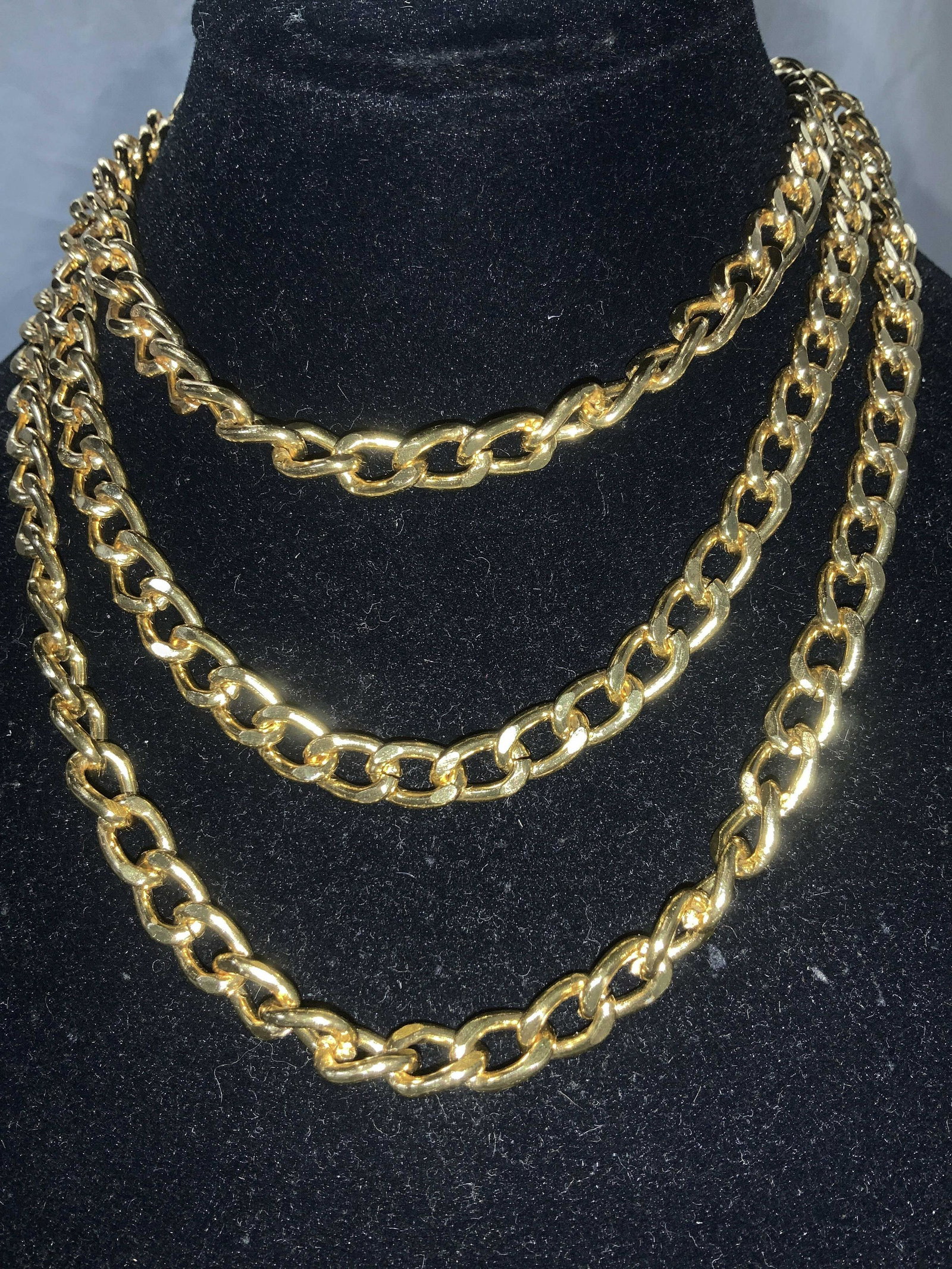 Lightweight Gold Tone Rope Chain Accessory: 48 in. Long flat curd chain, gold tone, lightweight, end hooks, original use eye glass holder, up cycle use as a chain necklace. Property of Trump Tower, Manhattan, NY estate Vintage Jewelry, Fashion 