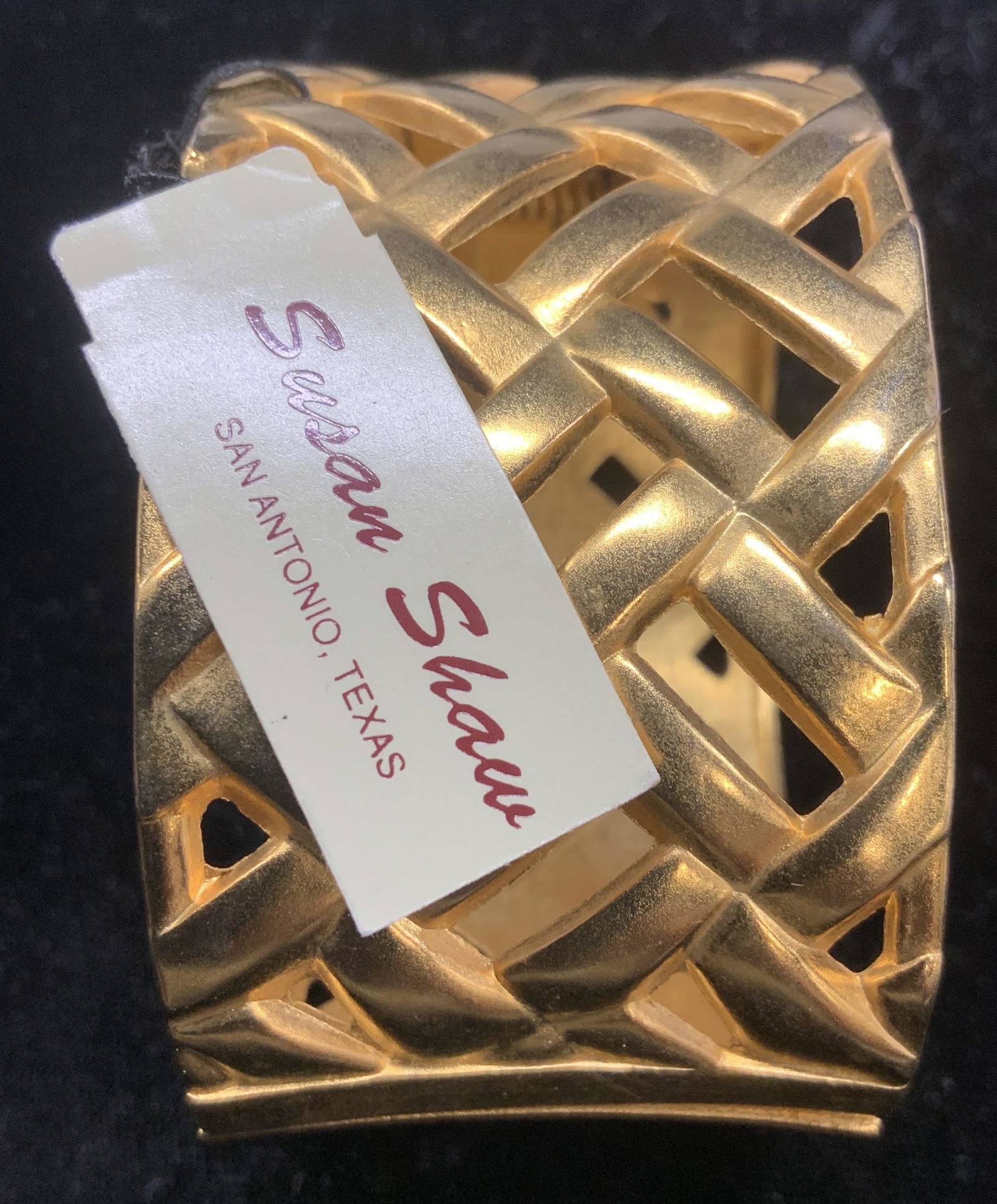Susan SHAW Gold Tn Chunky Cuff, NWT Sgn (1 of 5)